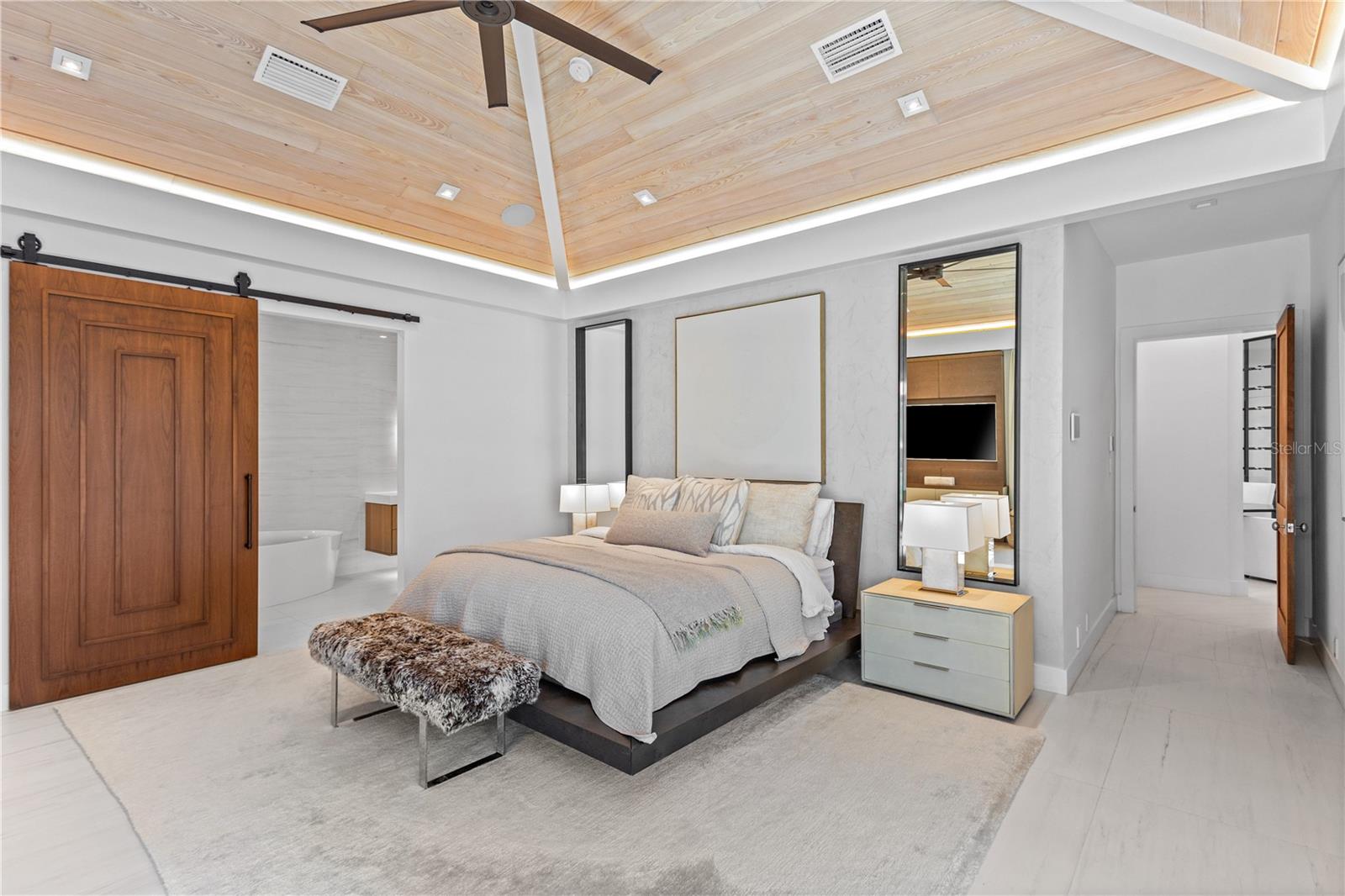 A4669396 Property Photo