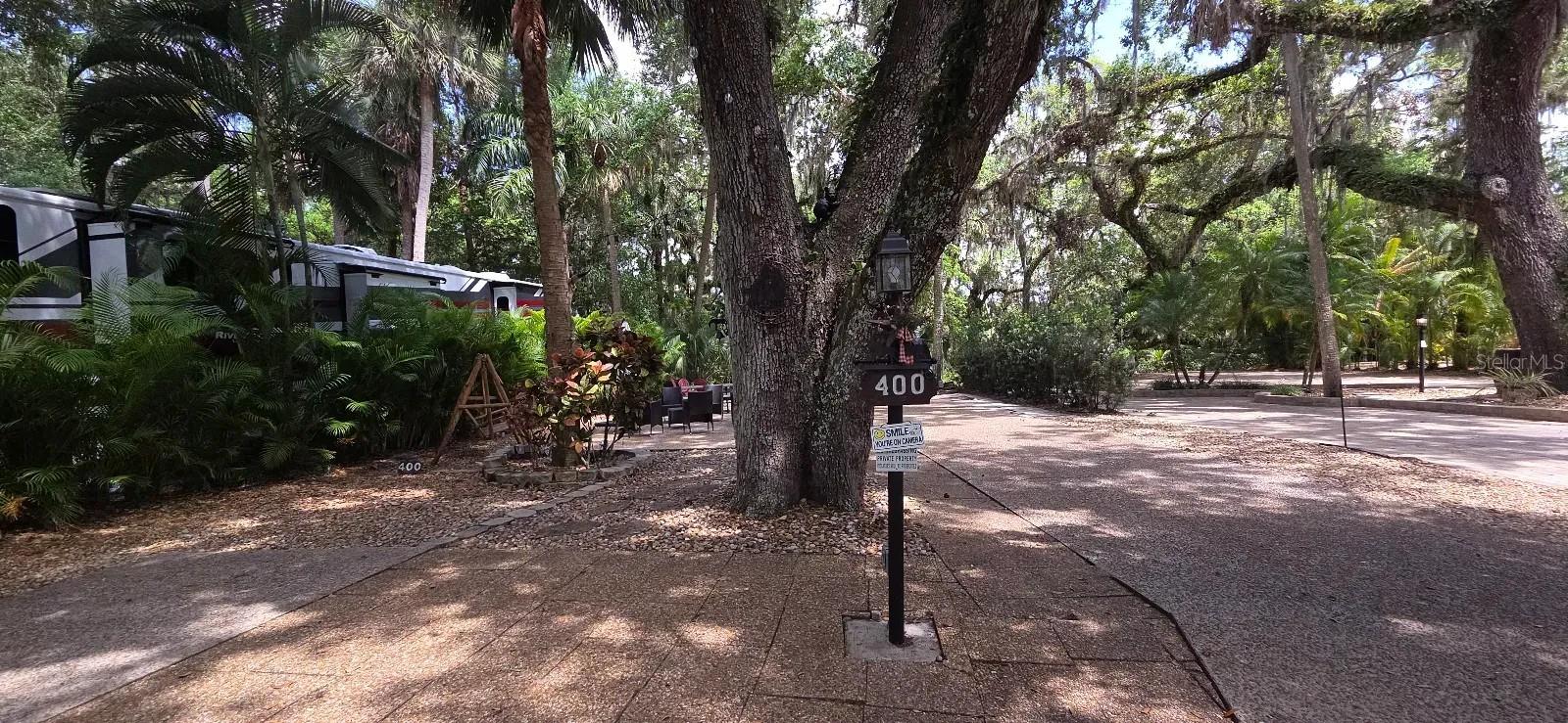 400 LONGHORN DR, RIVER RANCH, FL, 33867