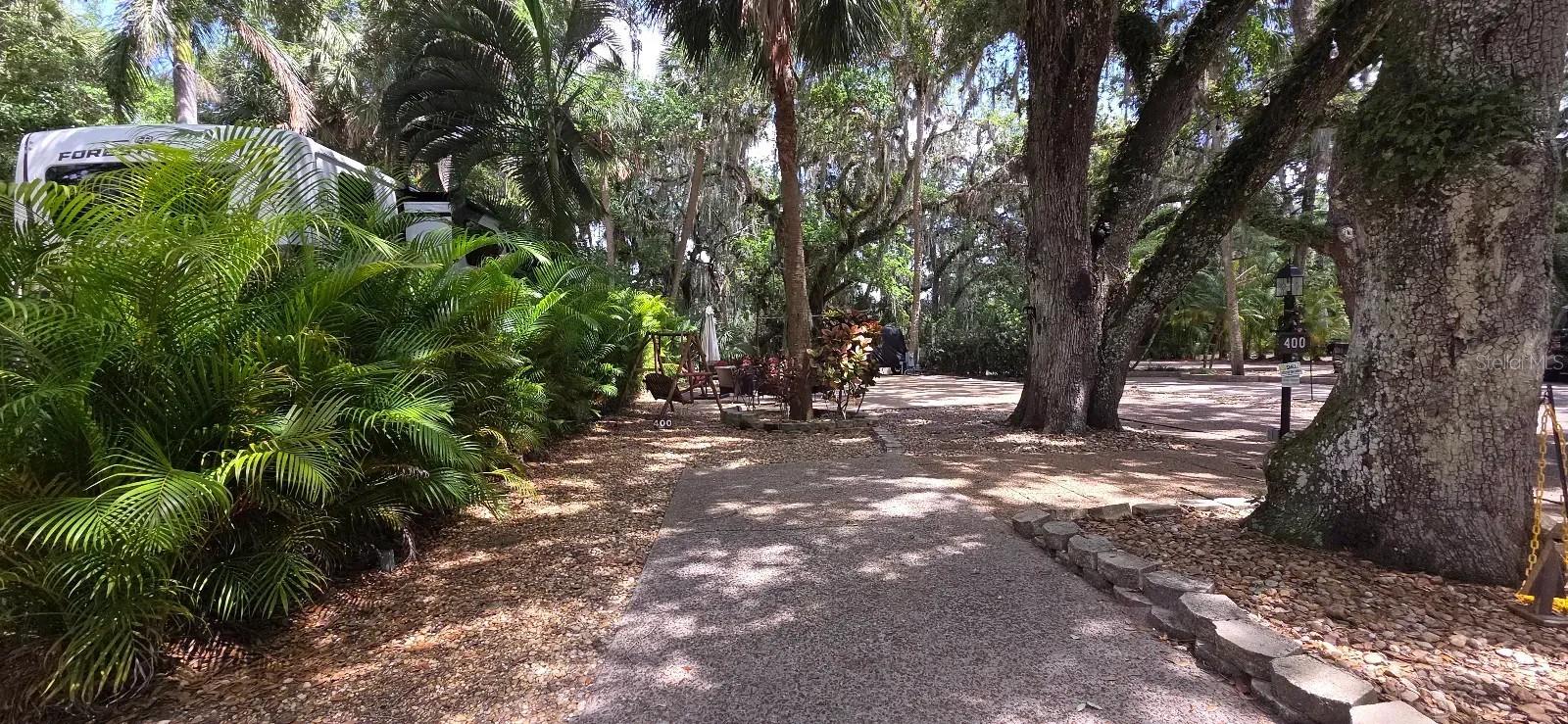 400 LONGHORN DR, RIVER RANCH, FL, 33867