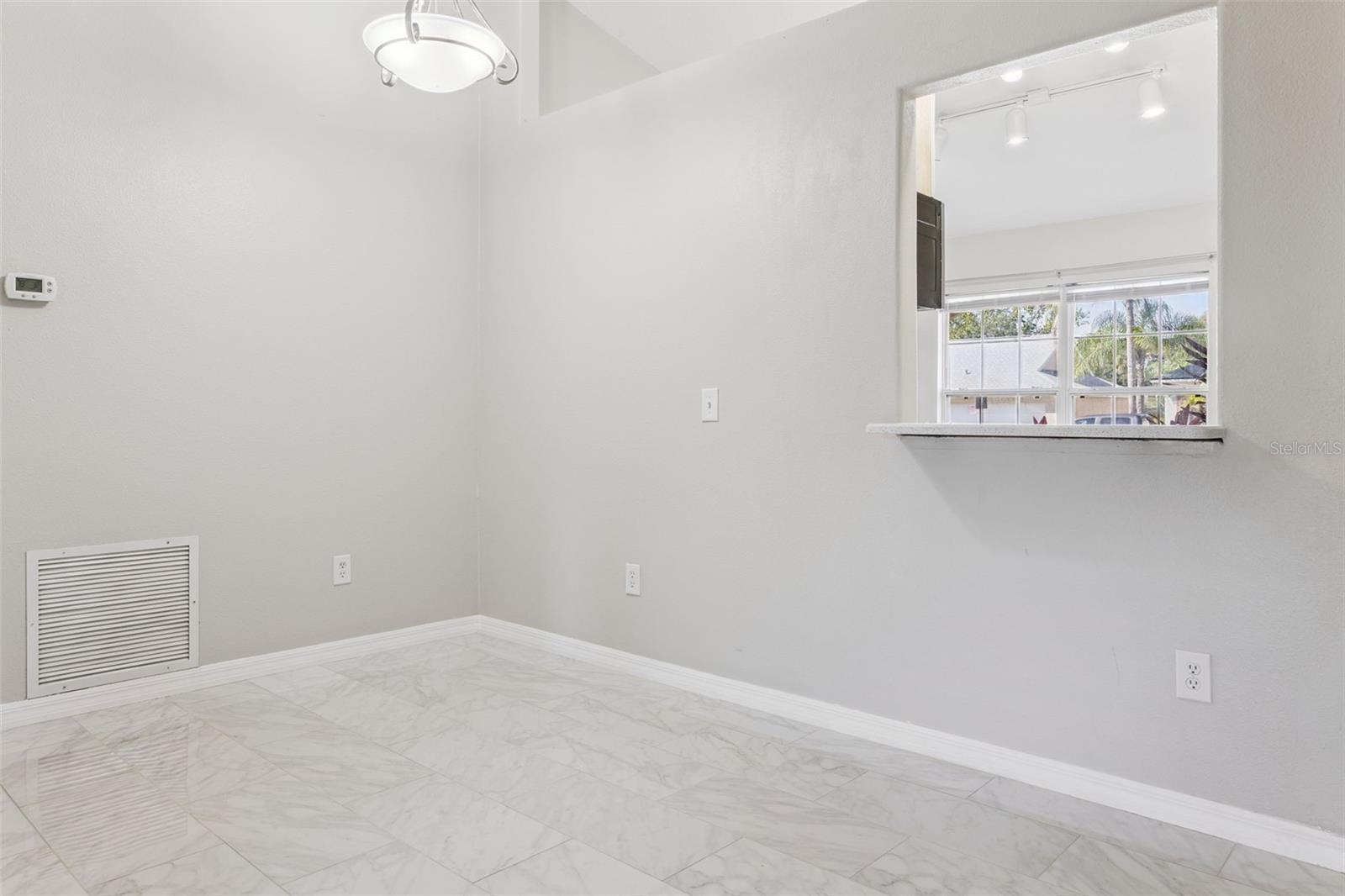 3711 MEADOW GREEN DR, TAVARES, FL, 32778