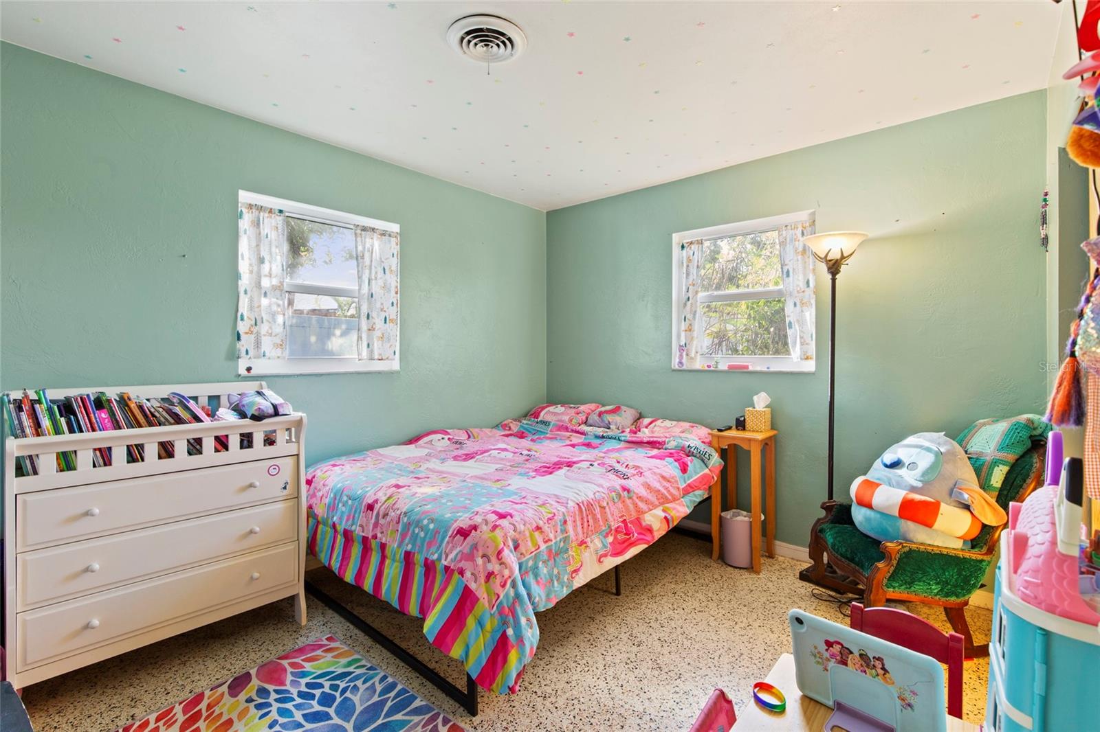 6118 36TH AVE N, ST PETERSBURG, FL, 33710