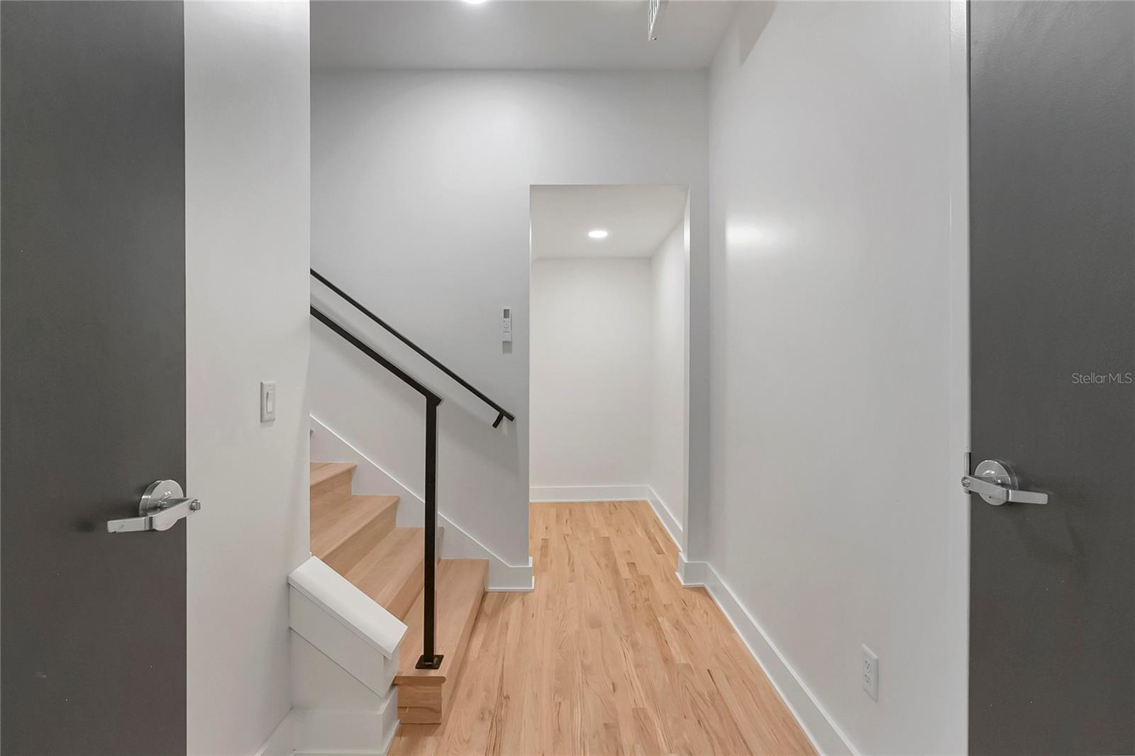 2111 W CLEVELAND ST, TAMPA, FL, 33606