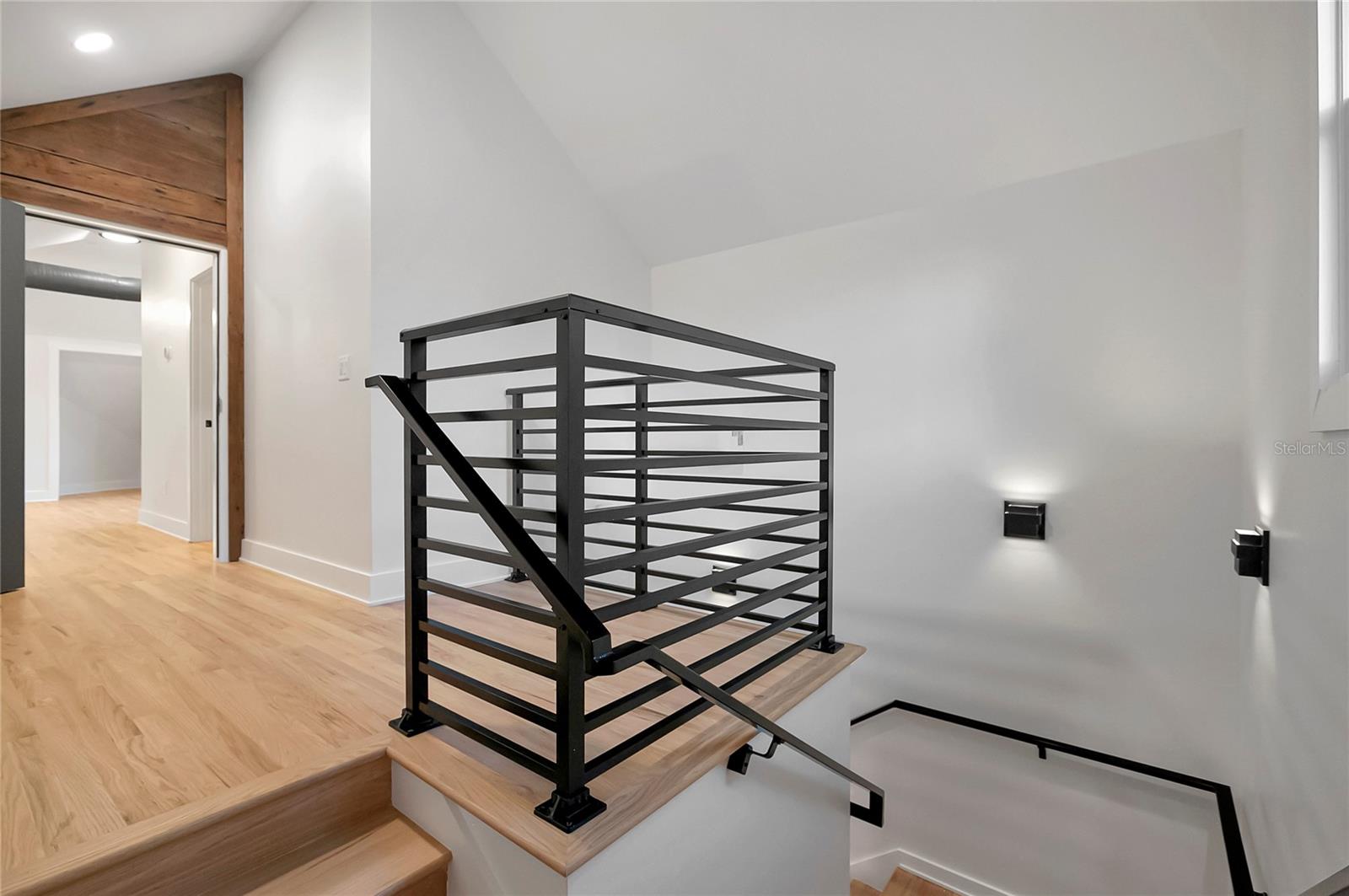 2111 W CLEVELAND ST, TAMPA, FL, 33606