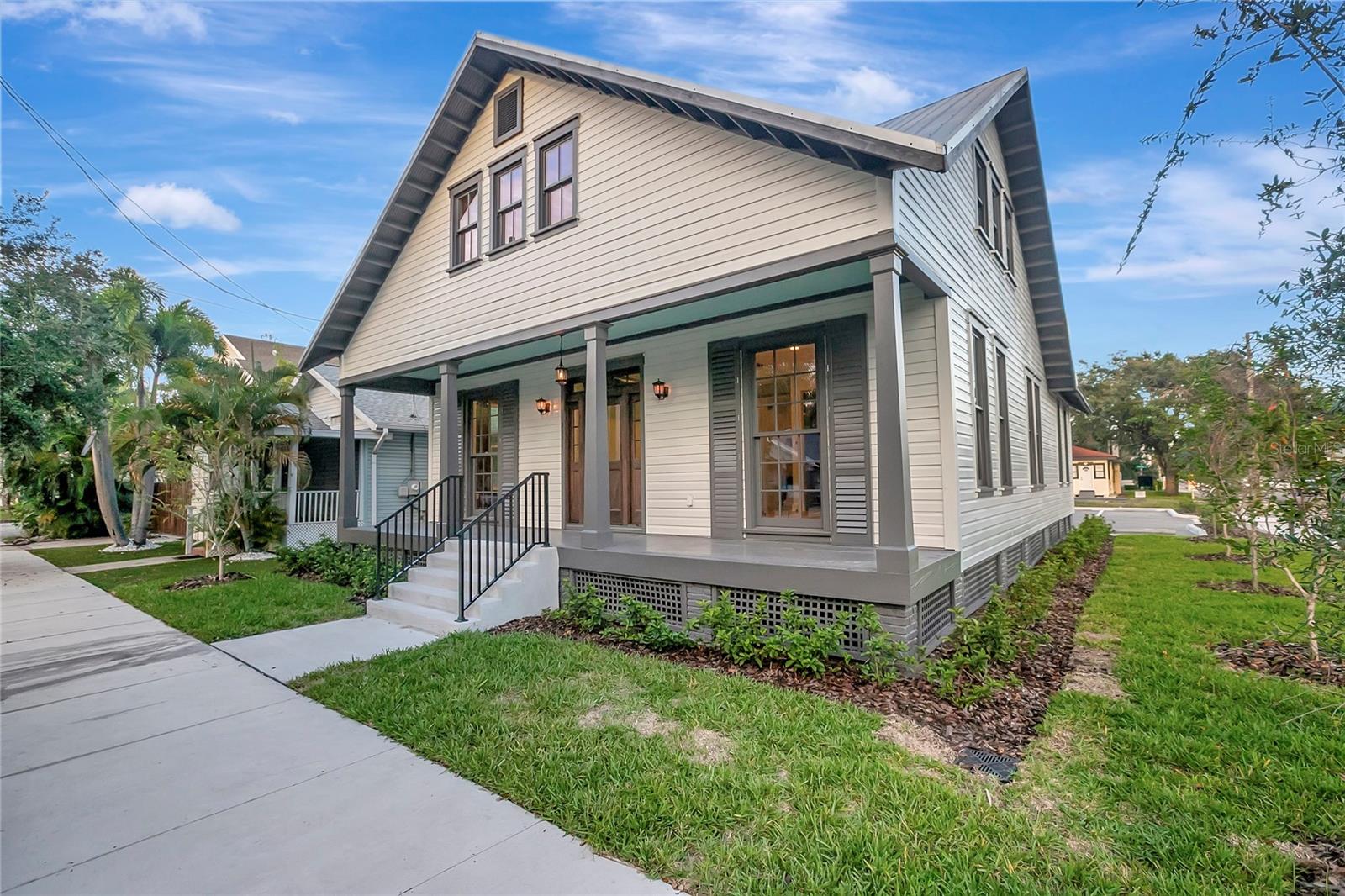 2111 W CLEVELAND ST, TAMPA, FL, 33606