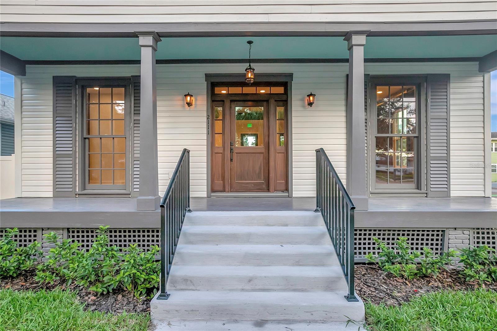 2111 W CLEVELAND ST, TAMPA, FL, 33606