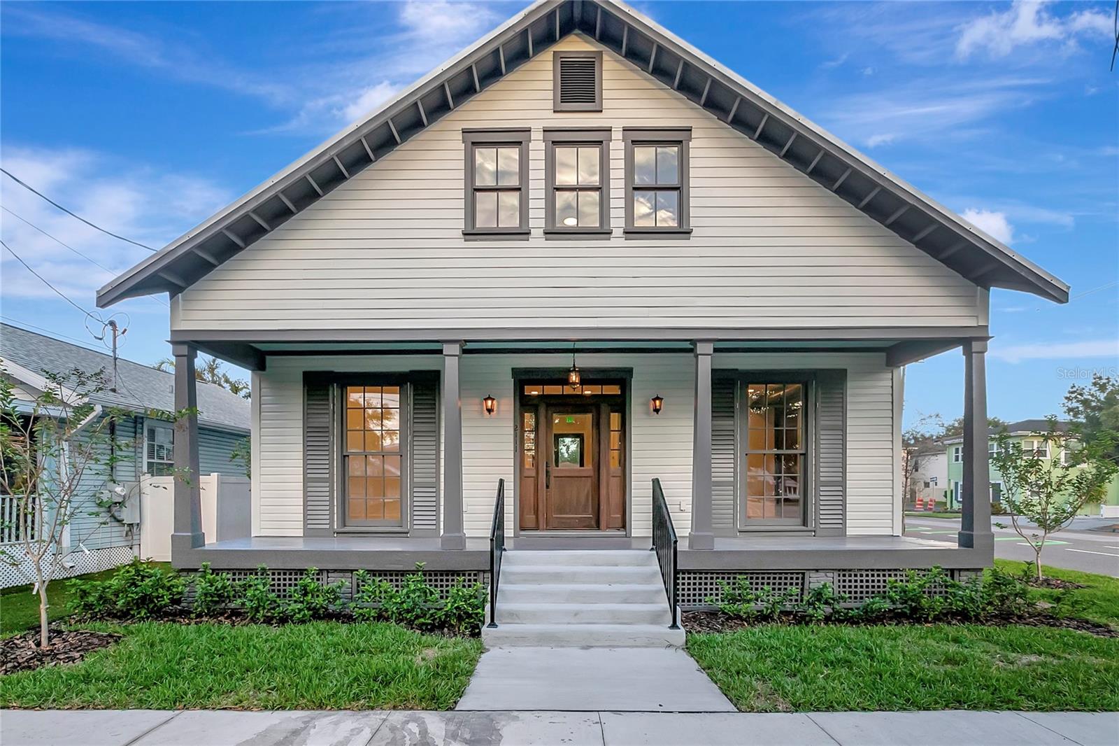 2111 W CLEVELAND ST, TAMPA, FL, 33606