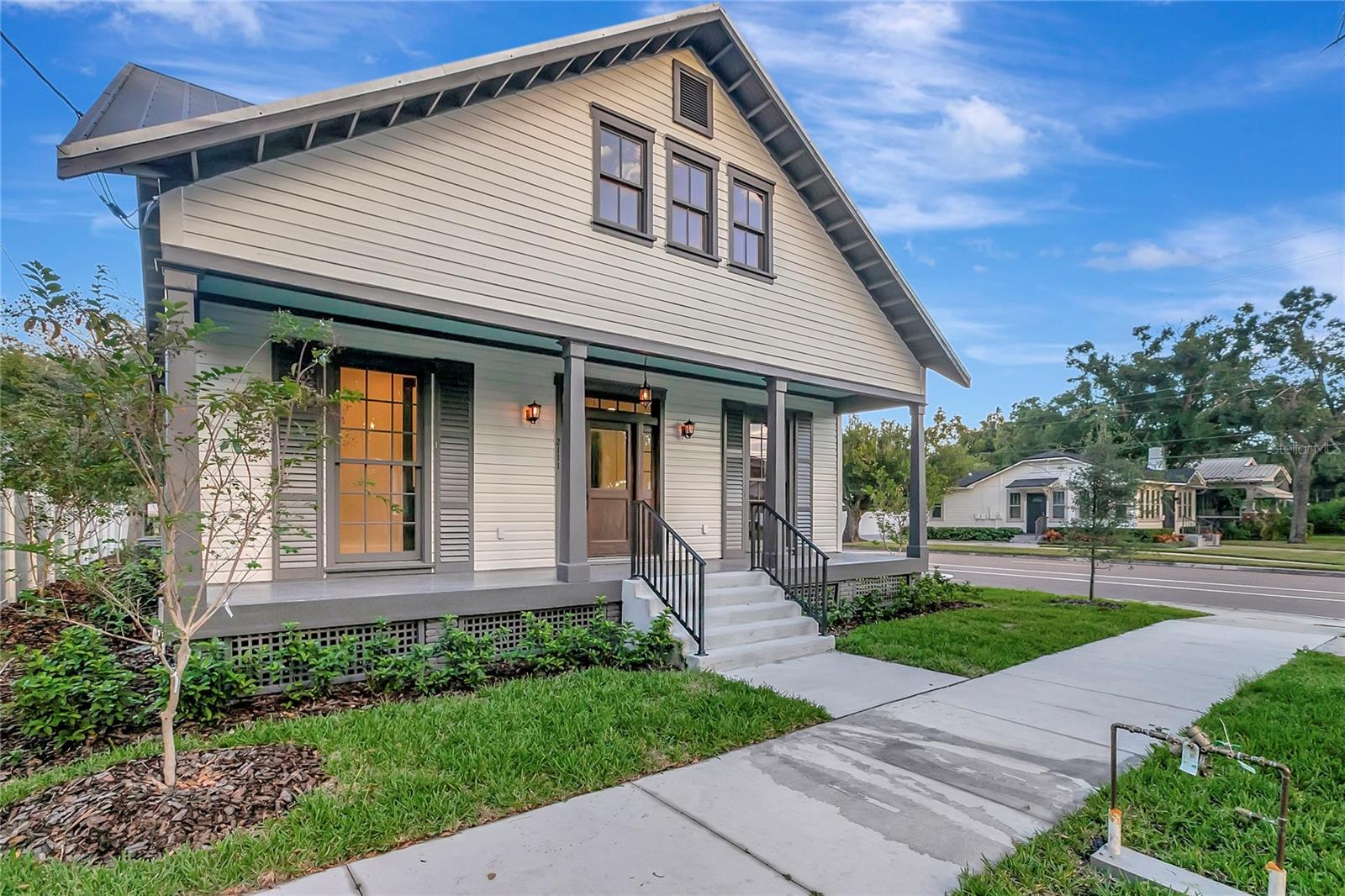 2111 W CLEVELAND ST, TAMPA, FL, 33606