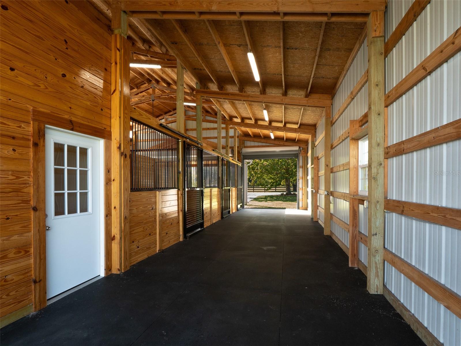 15921 NW HIGHWAY 464B, MORRISTON, FL, 32668