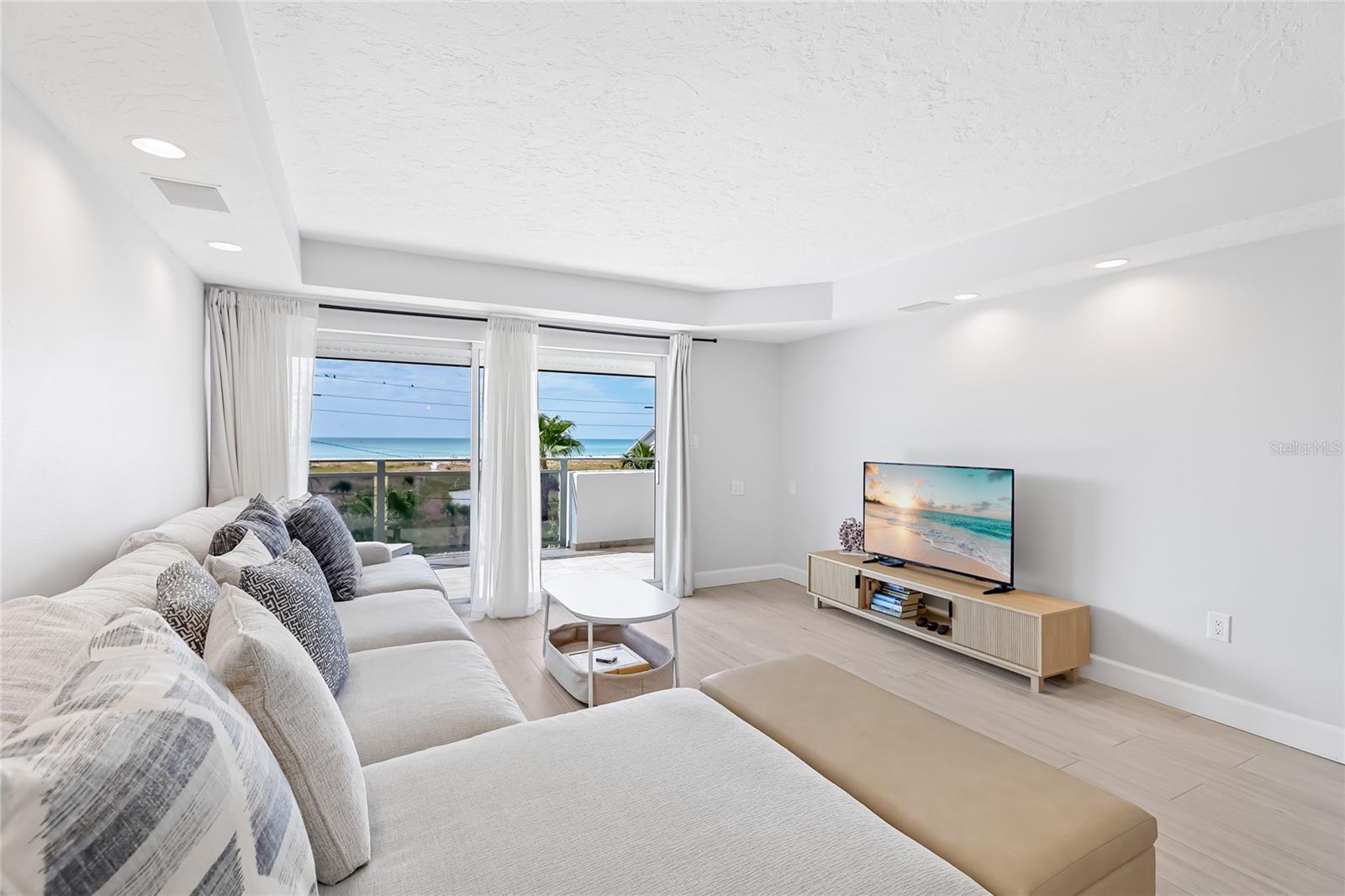 625 BEACH RD #407, SARASOTA, FL, 34242