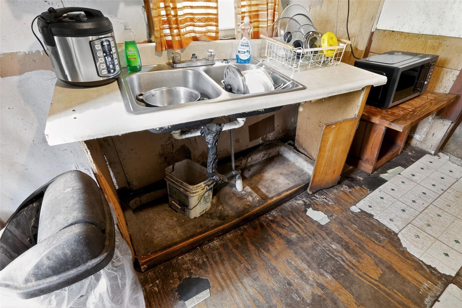 A4669413 Property Photo