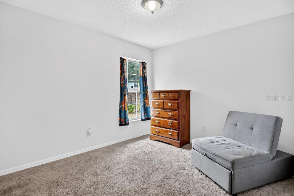 928 ROYAL OAKS DR, APOPKA, FL, 32703