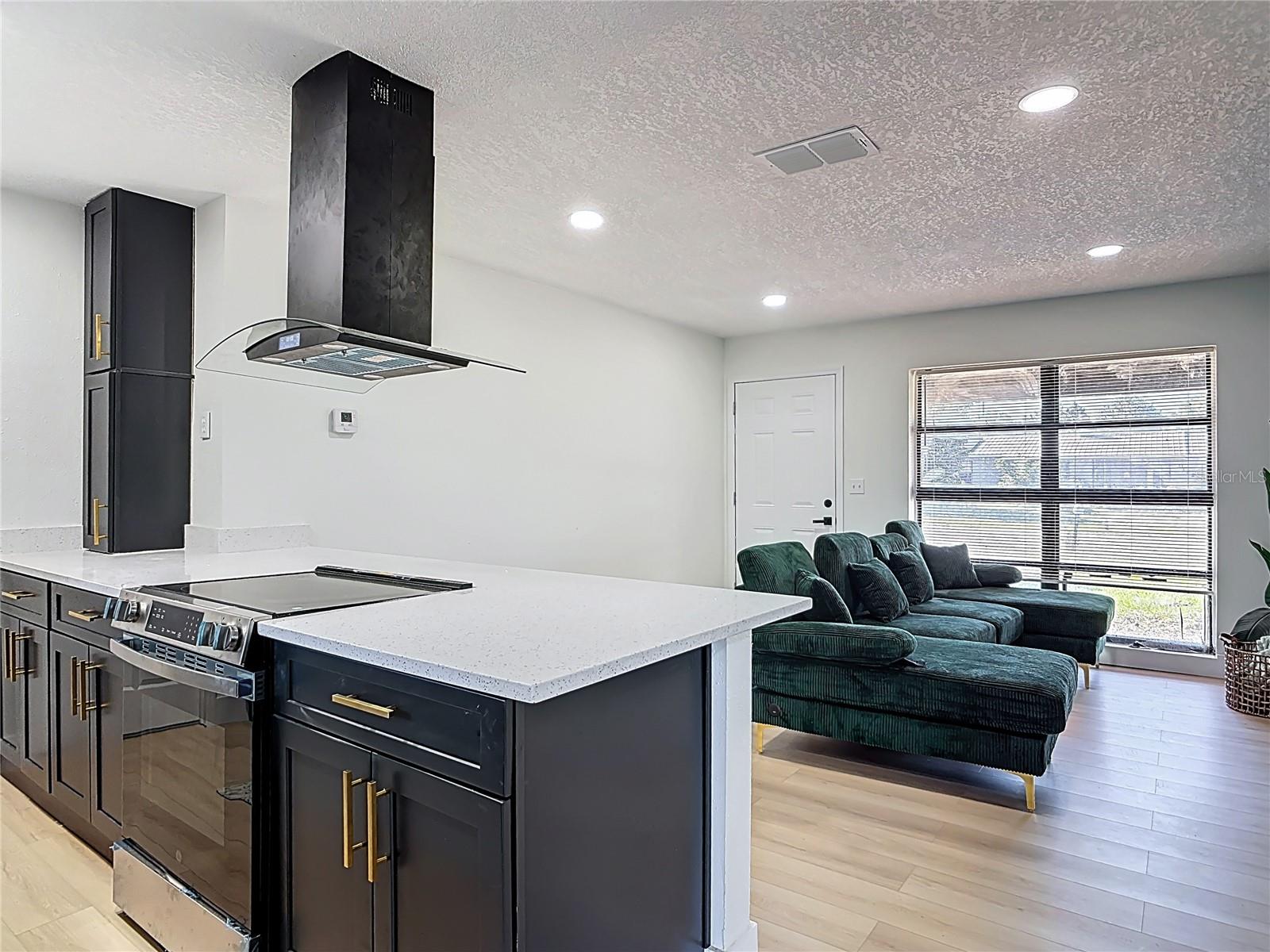 1195 RAMBLE AVE, DELTONA, FL, 32725