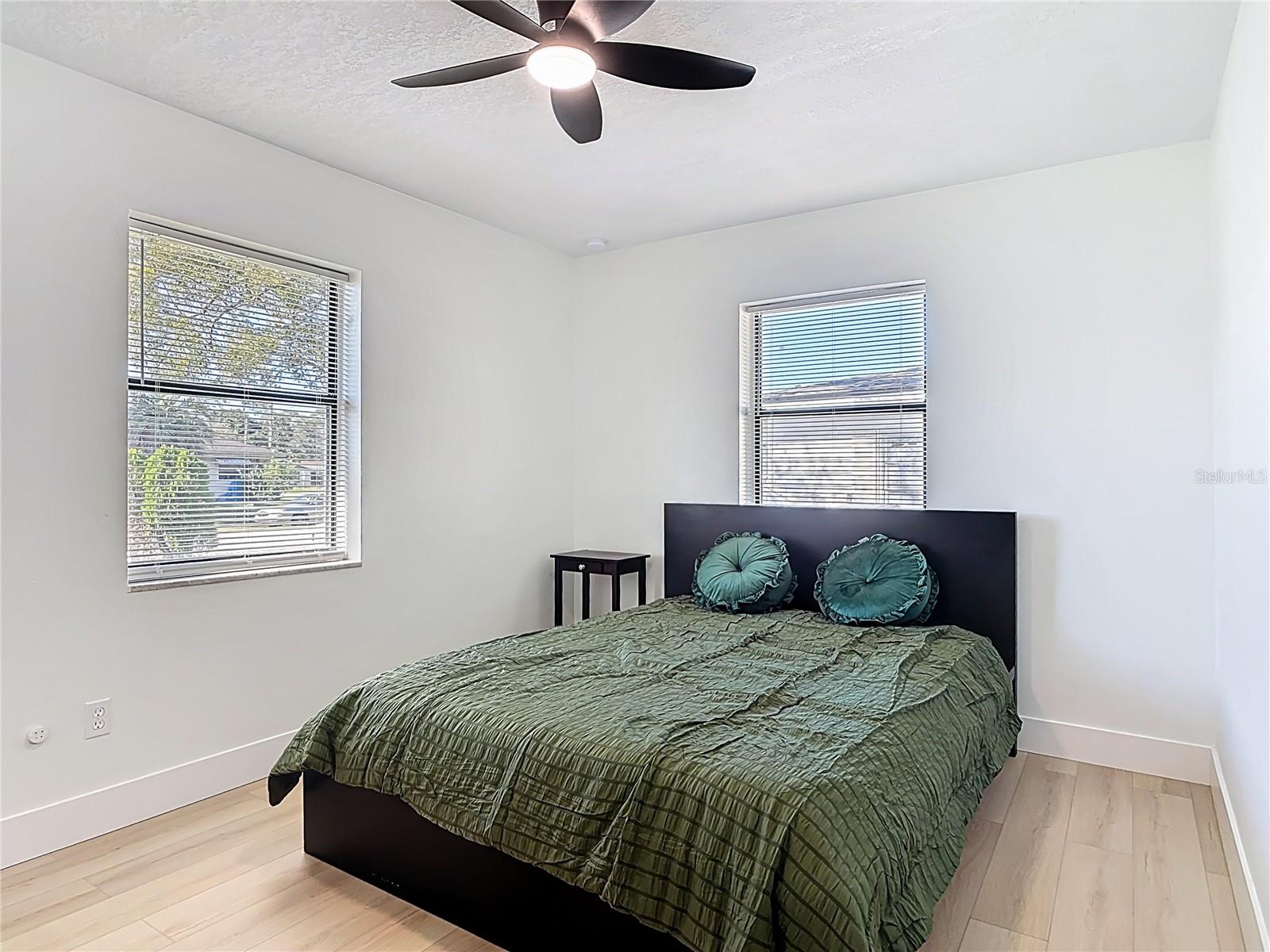 1195 RAMBLE AVE, DELTONA, FL, 32725