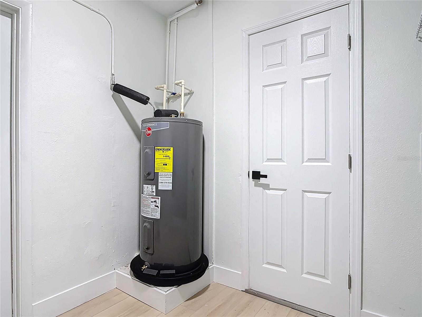 1195 RAMBLE AVE, DELTONA, FL, 32725