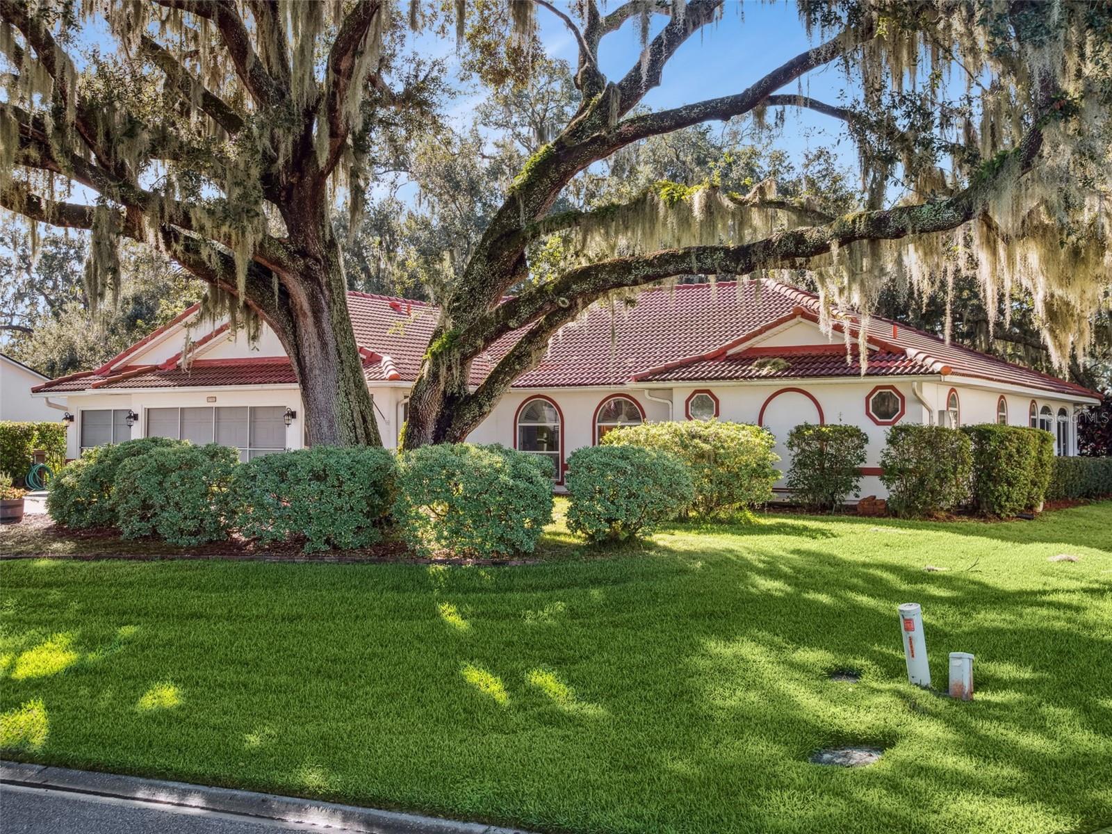 5609 ROSEWALL CIR, LEESBURG, FL, 34748