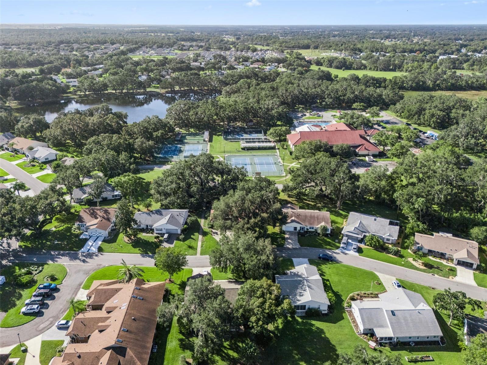 5609 ROSEWALL CIR, LEESBURG, FL, 34748