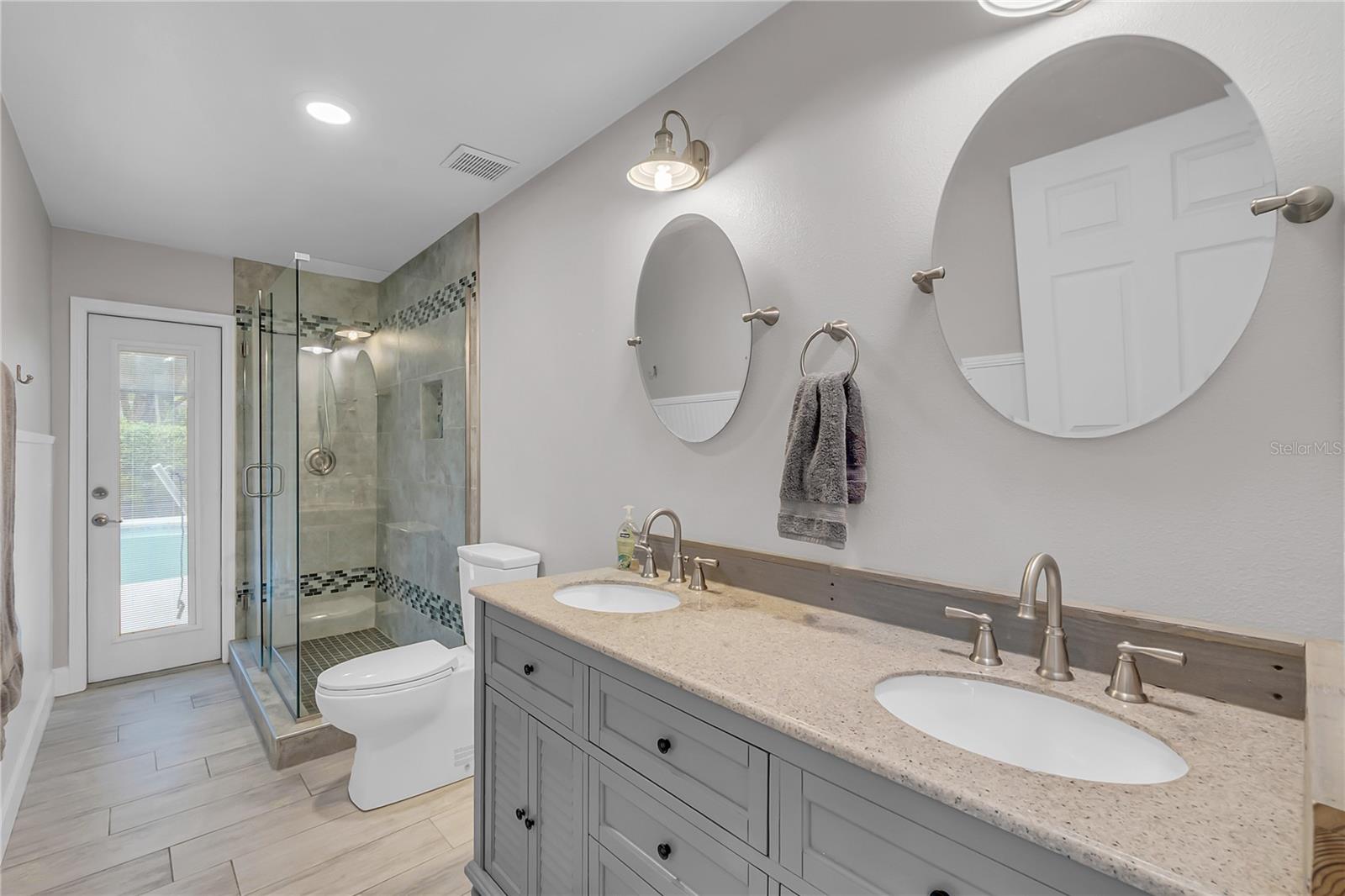 1584 THORNHILL CIR, OVIEDO, FL, 32765