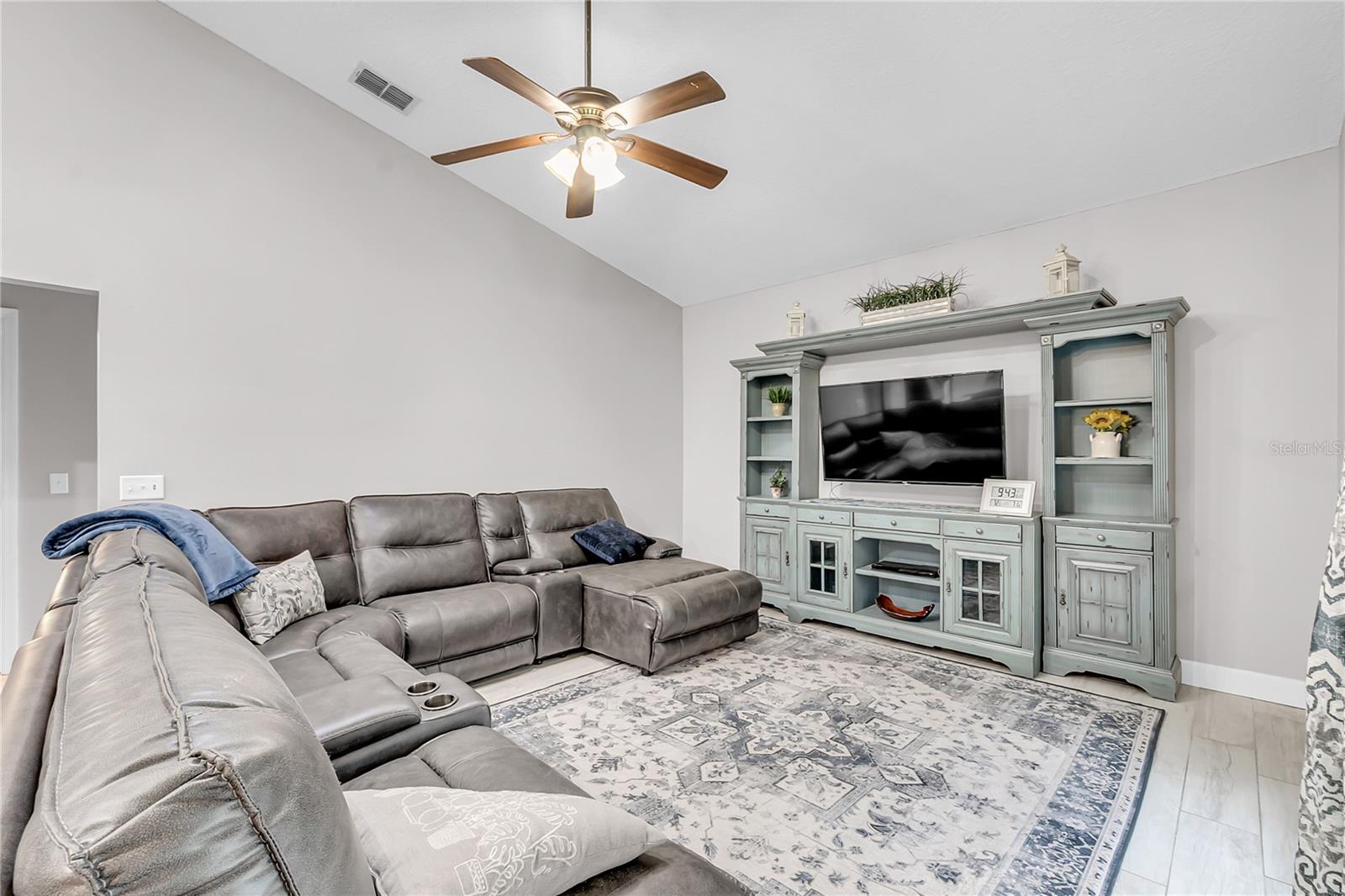 1584 THORNHILL CIR, OVIEDO, FL, 32765