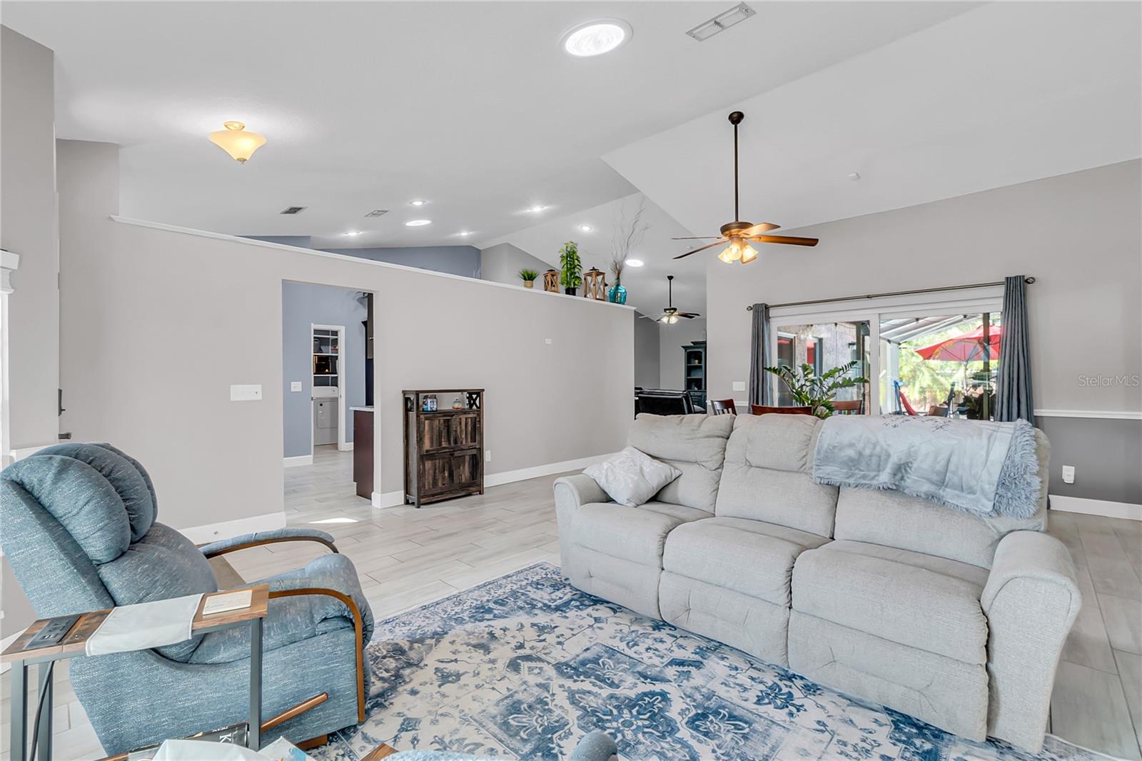 1584 THORNHILL CIR, OVIEDO, FL, 32765