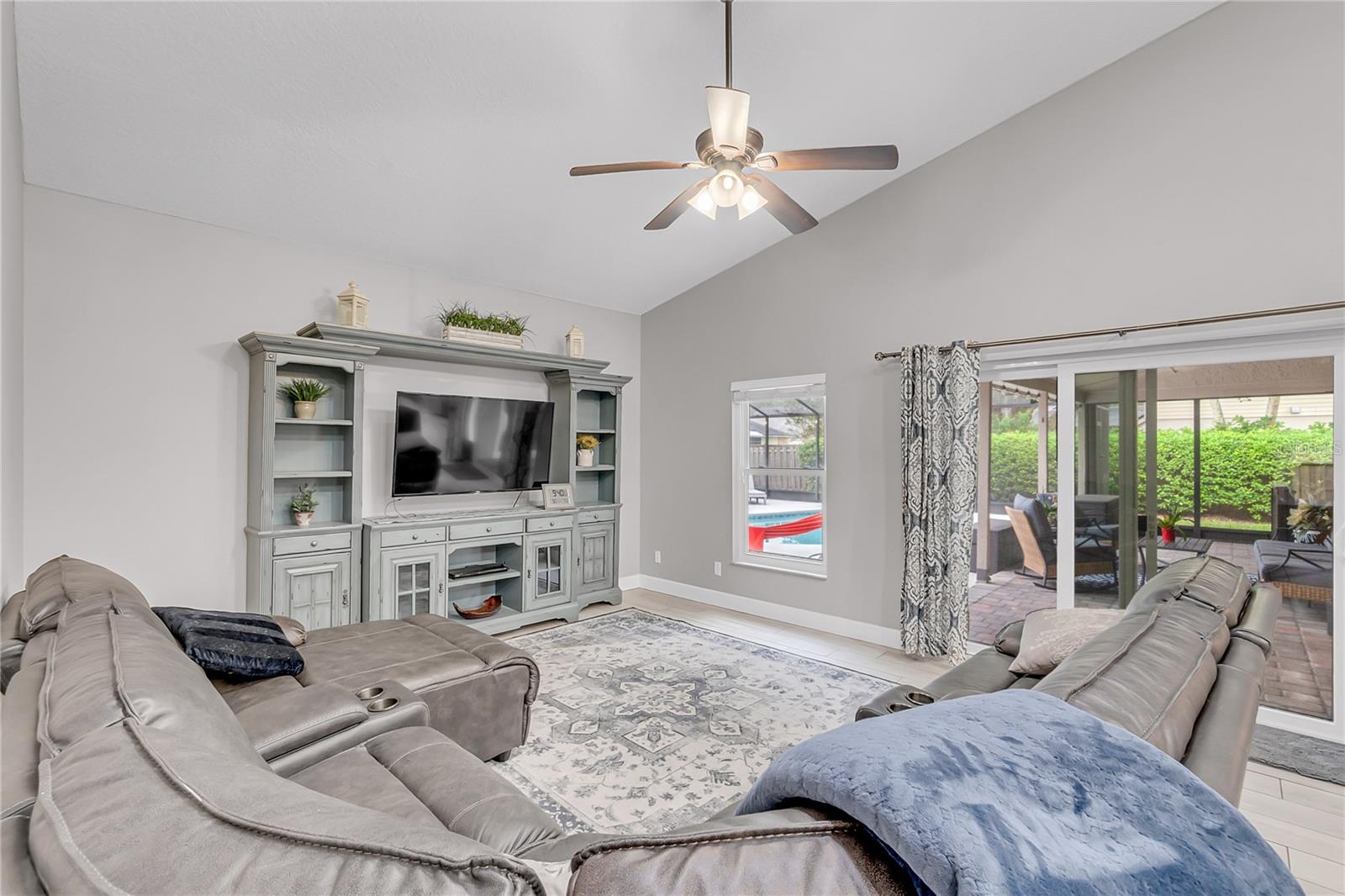 1584 THORNHILL CIR, OVIEDO, FL, 32765