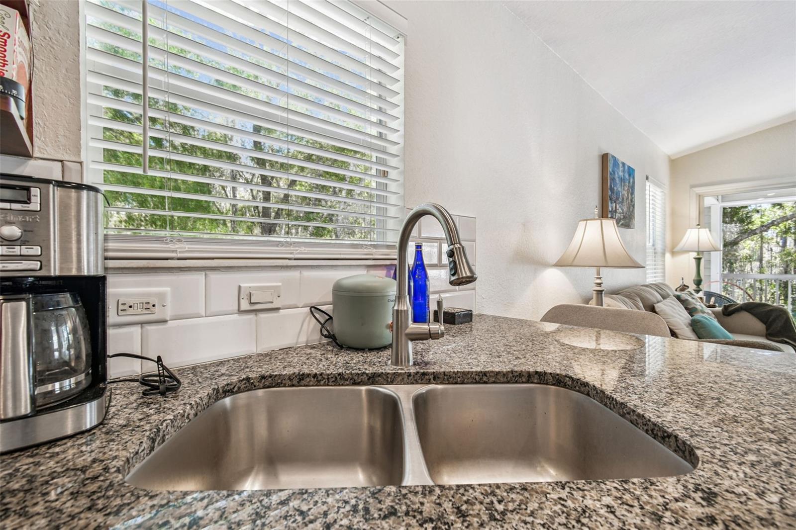 1627 HAMMOCKS AVE, LUTZ, FL, 33549