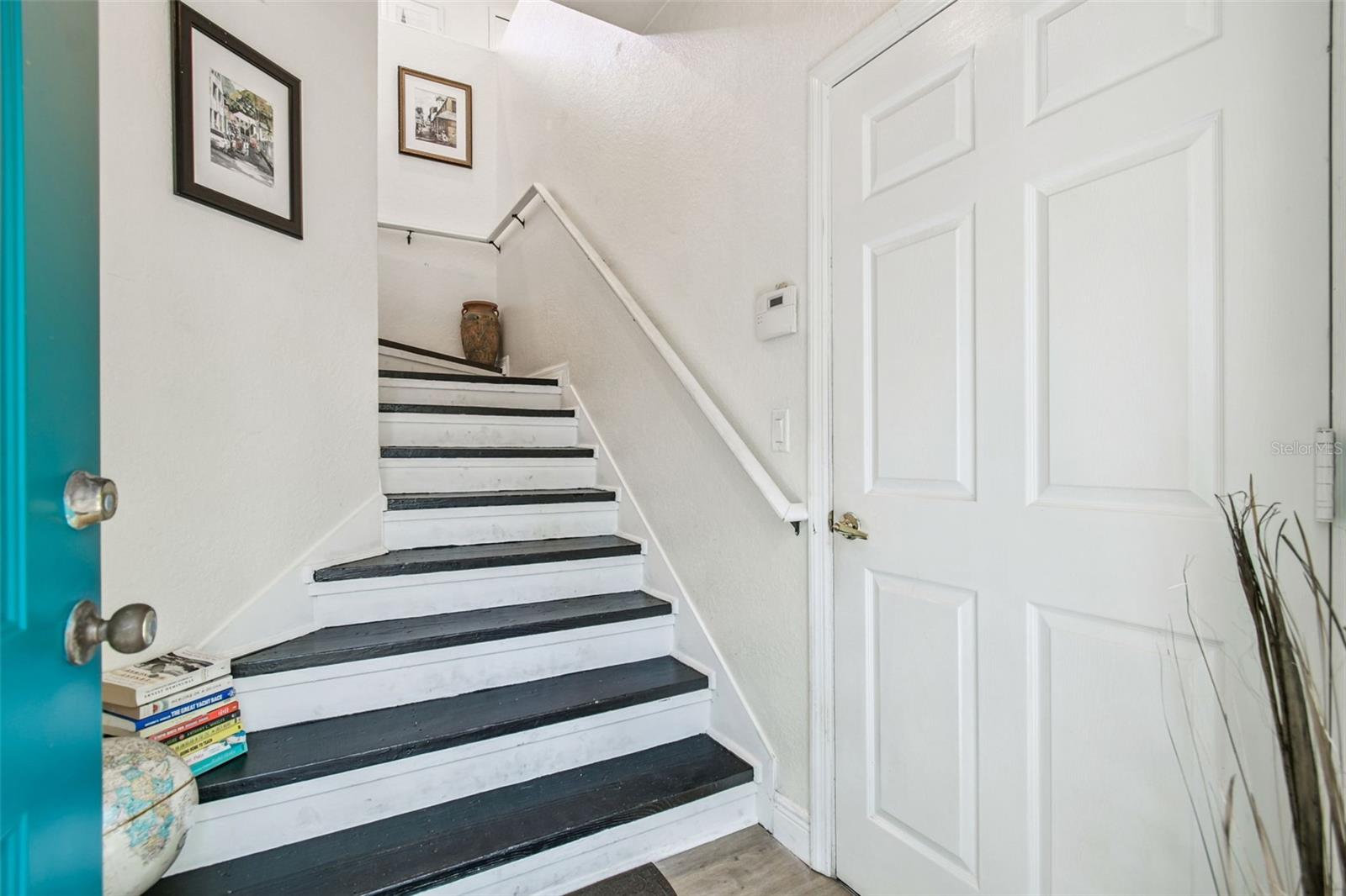 1627 HAMMOCKS AVE, LUTZ, FL, 33549