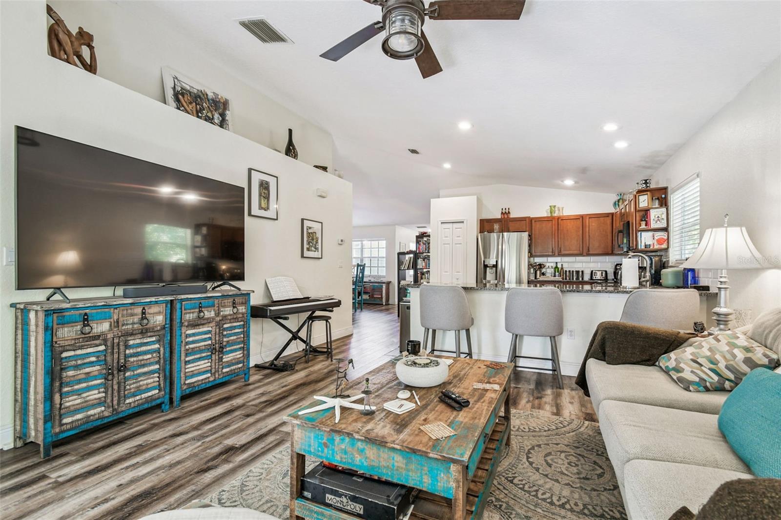 1627 HAMMOCKS AVE, LUTZ, FL, 33549