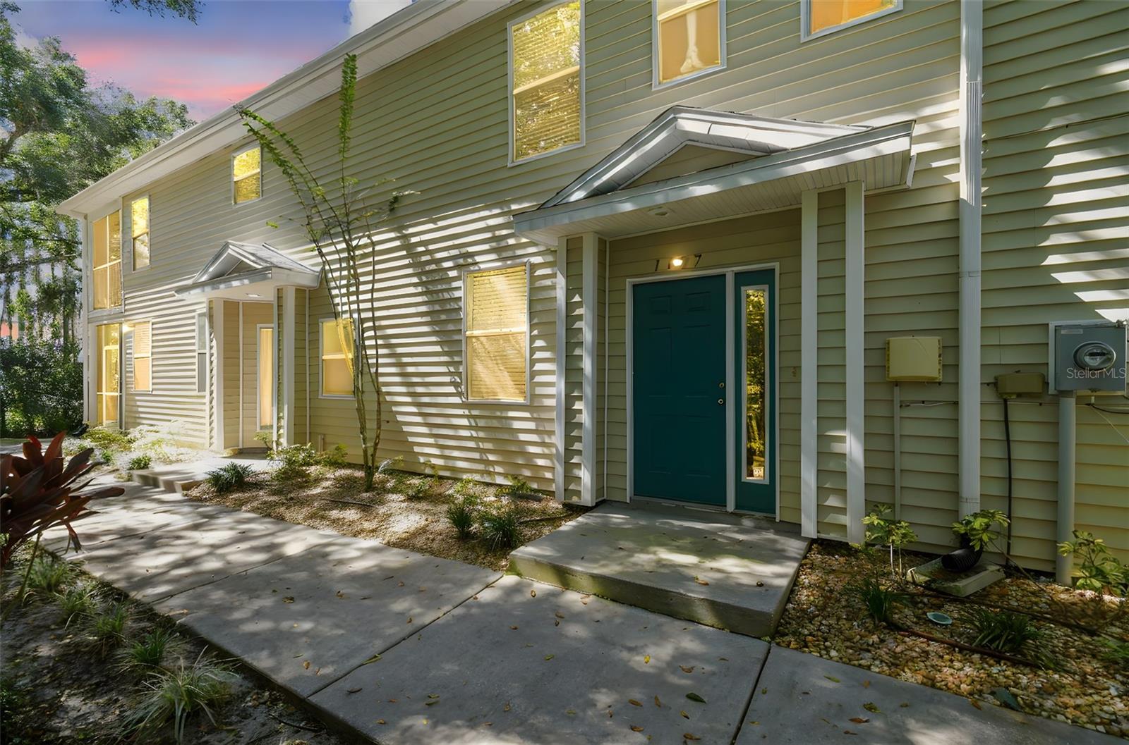 1627 HAMMOCKS AVE, LUTZ, FL, 33549