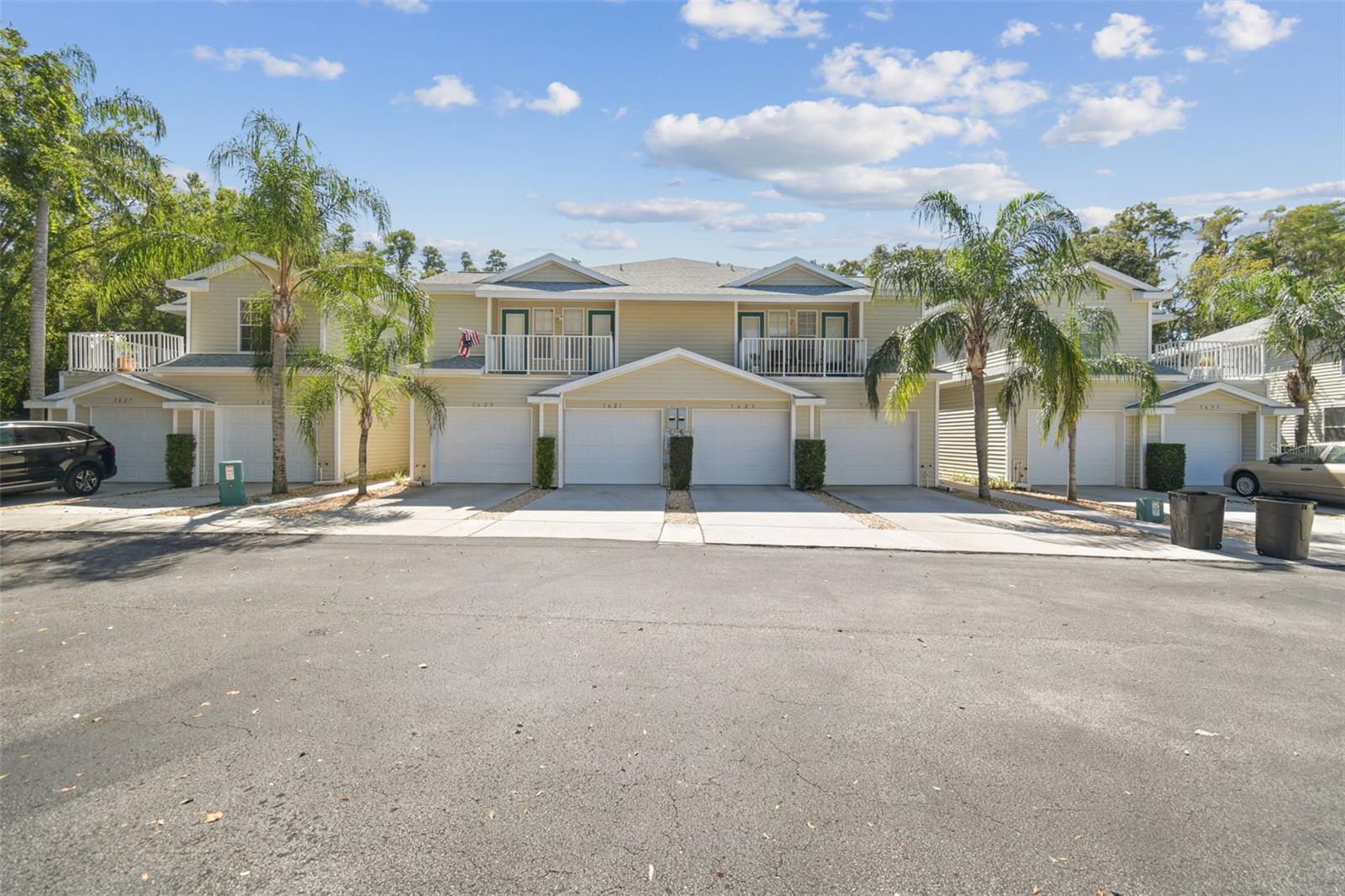 1627 HAMMOCKS AVE, LUTZ, FL, 33549