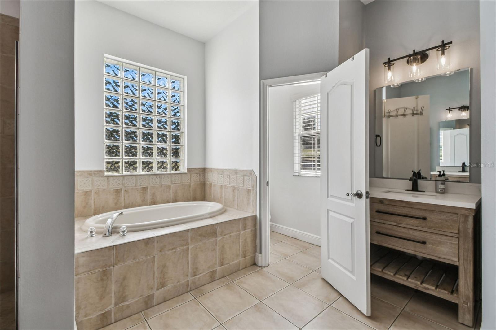 36747 OPEN COUNTRY LN, DADE CITY, FL, 33523