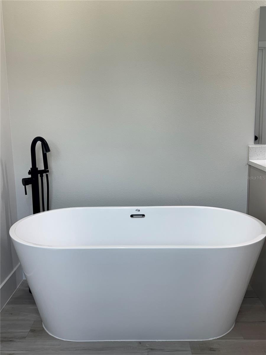 198 PRAIRIE ST SE, PALM BAY, FL, 32909