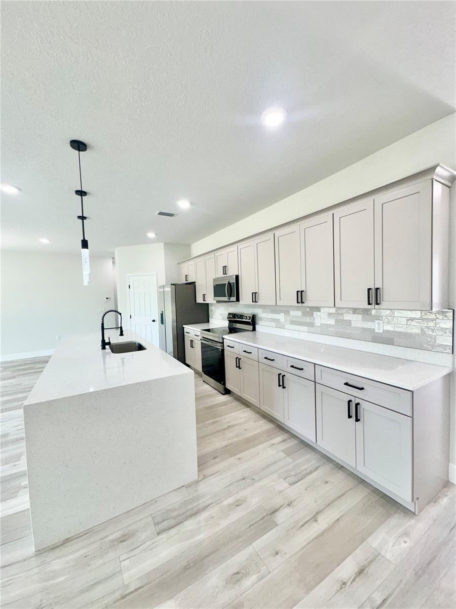 198 PRAIRIE ST SE, PALM BAY, FL, 32909