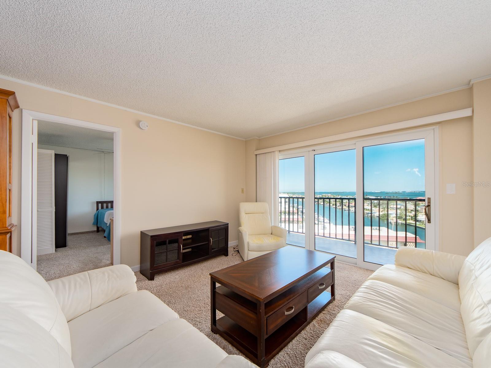51 ISLAND WAY #1001, CLEARWATER BEACH, FL, 33767