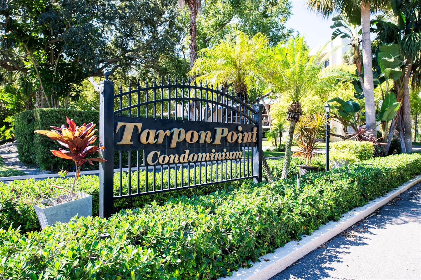 305 TARPON PT #305, TARPON SPRINGS, FL, 34689