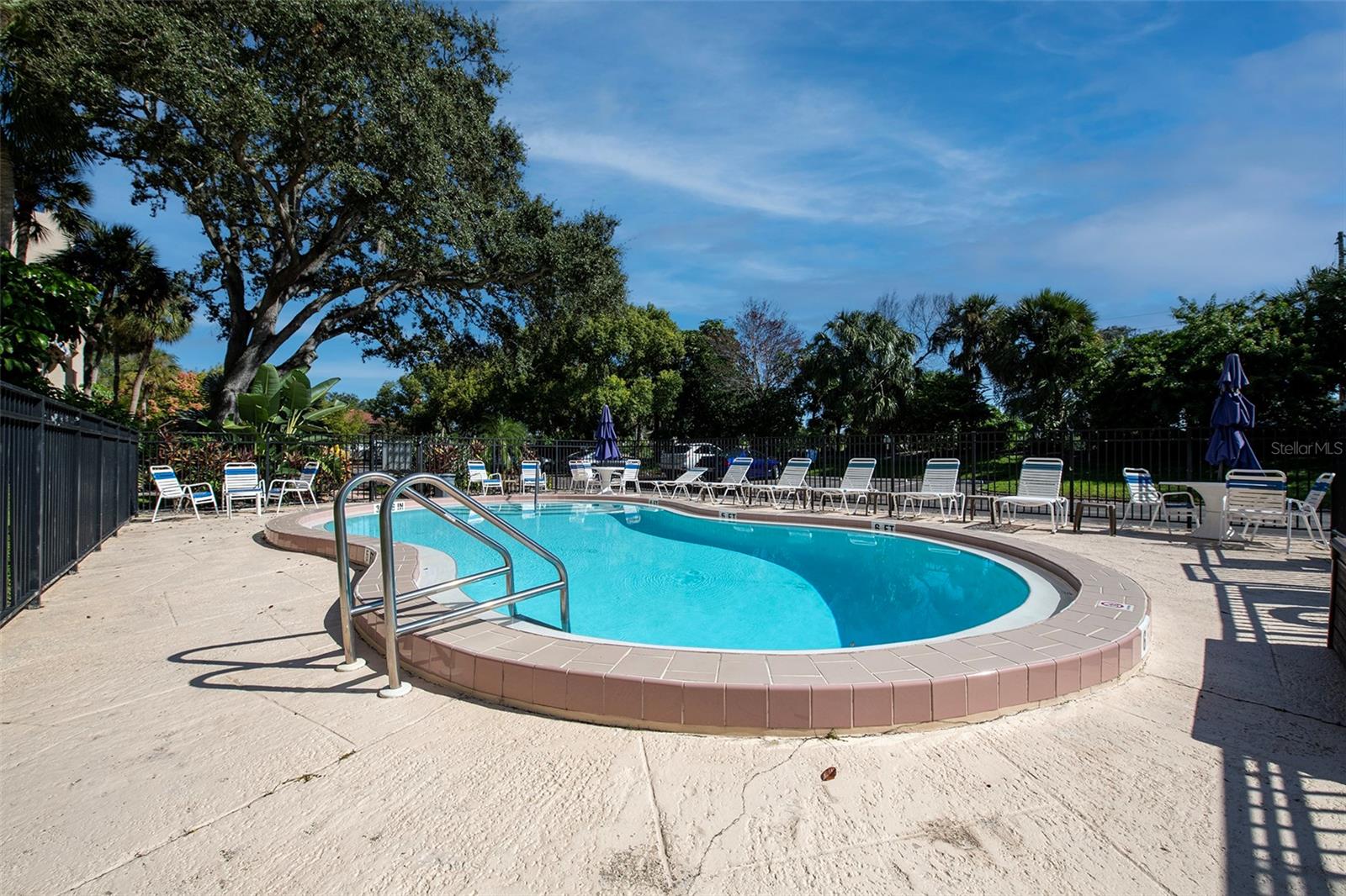 305 TARPON PT #305, TARPON SPRINGS, FL, 34689