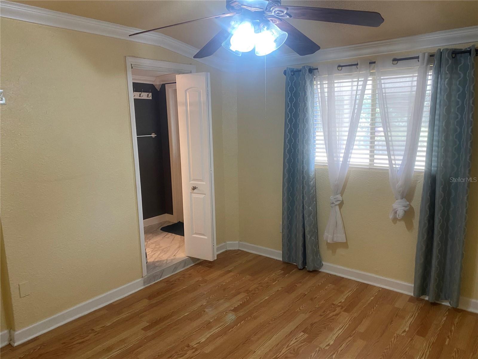 5916 16TH AVE N, ST PETERSBURG, FL, 33710