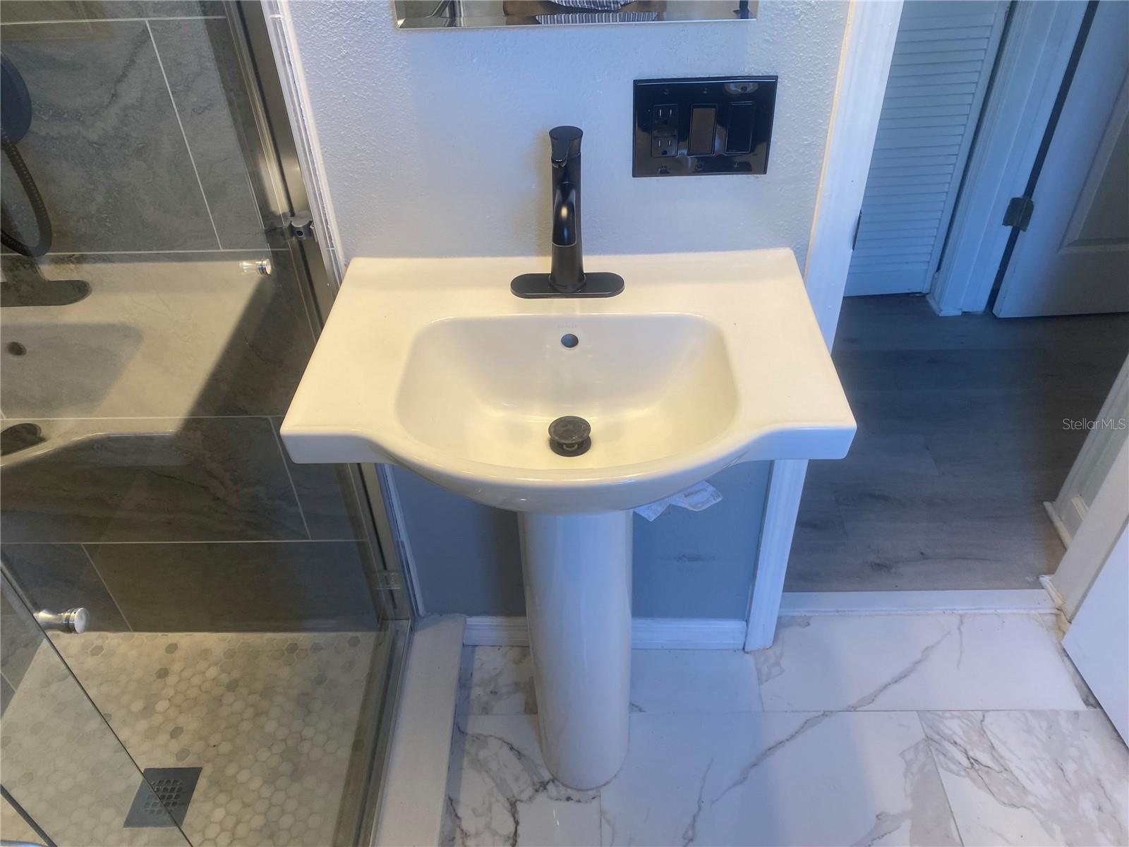 5916 16TH AVE N, ST PETERSBURG, FL, 33710