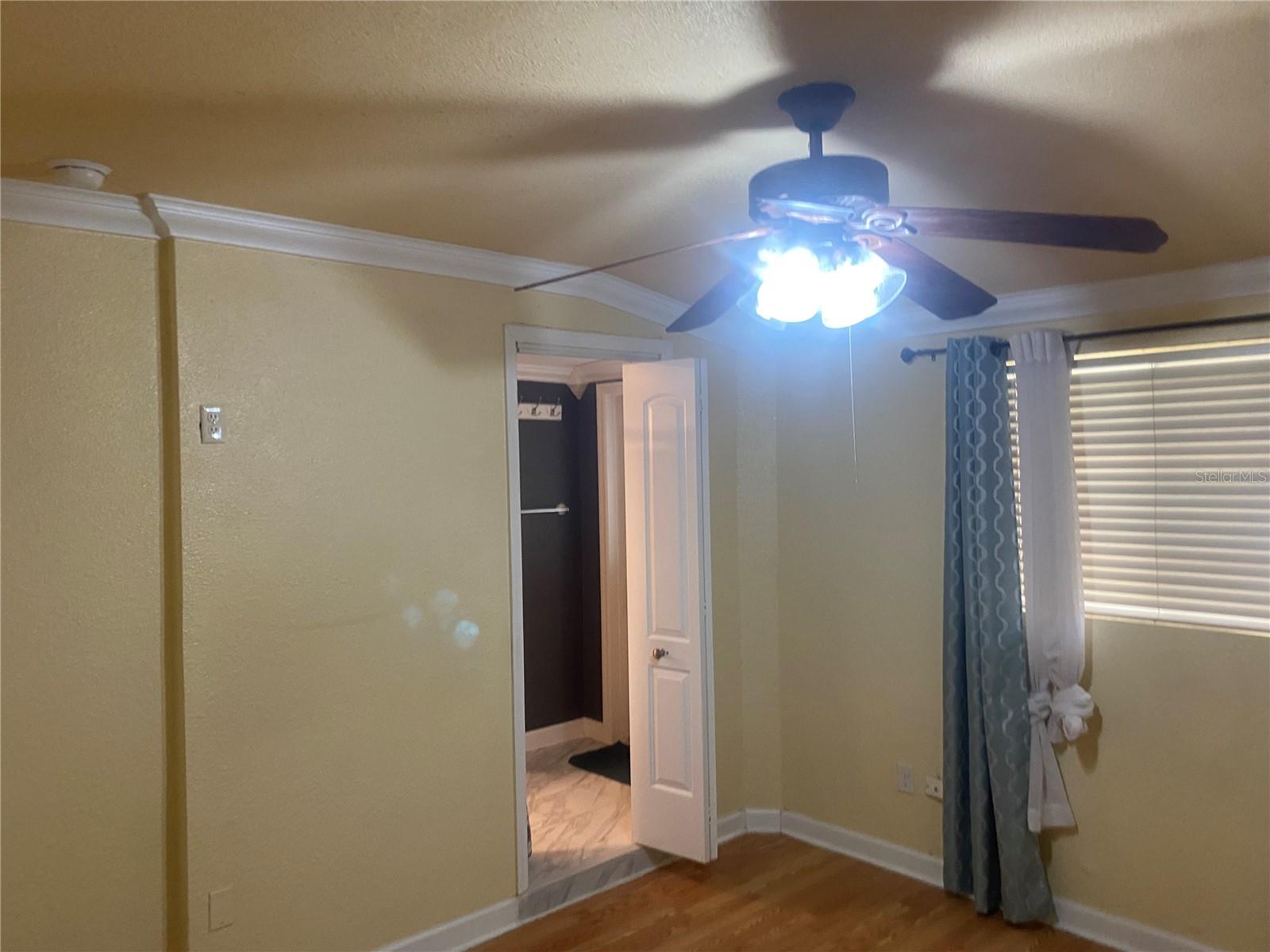 5916 16TH AVE N, ST PETERSBURG, FL, 33710