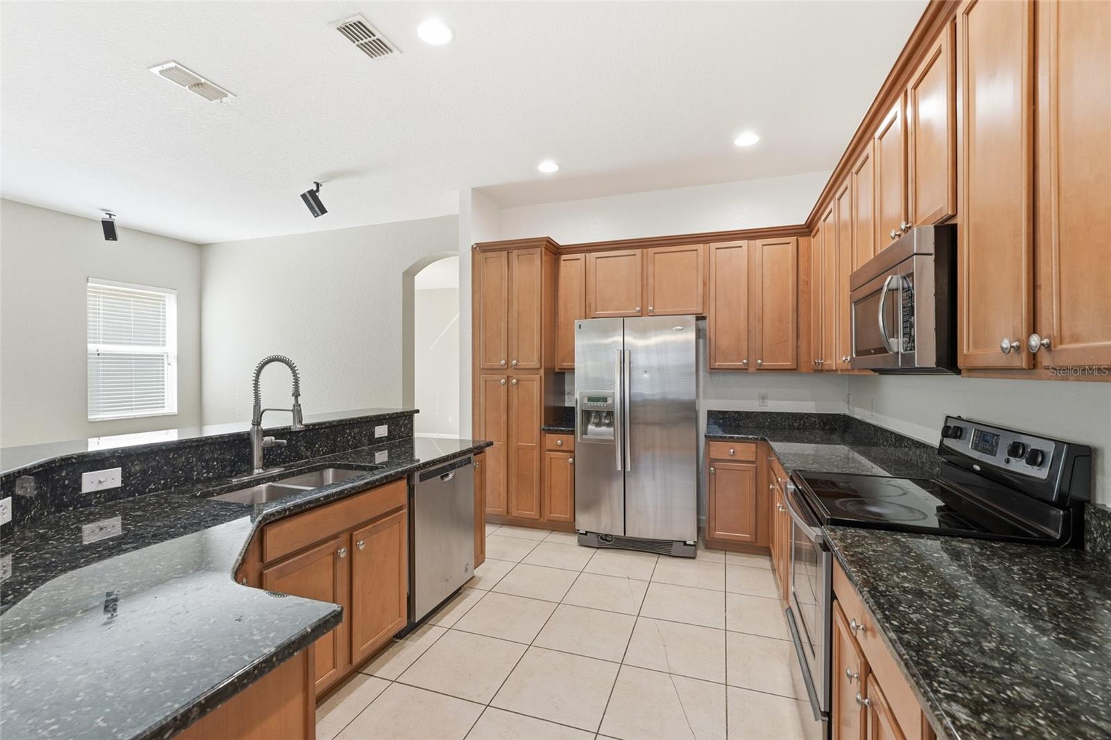 6920 HELMSLEY CIR, WINDERMERE, FL, 34786