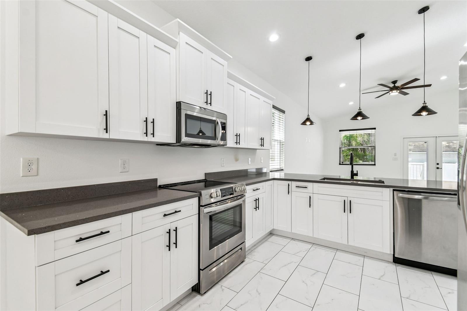 8704 N OTIS AVE, TAMPA, FL, 33604