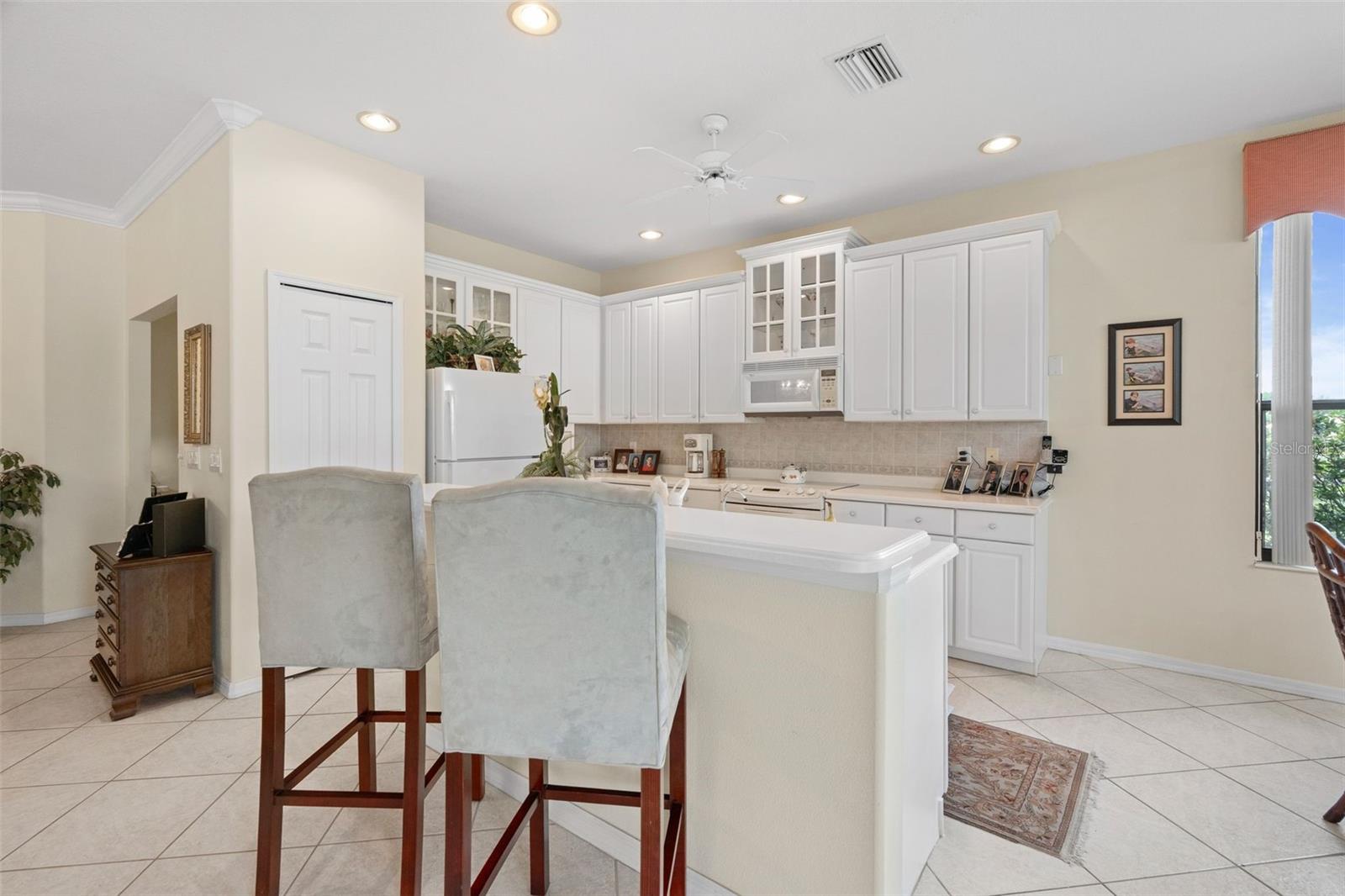 8037 STIRLING FALLS CIR, SARASOTA, FL, 34243