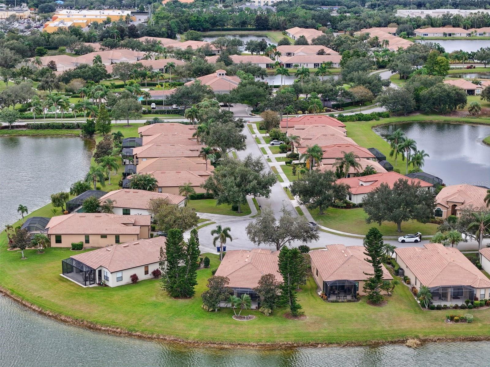 8037 STIRLING FALLS CIR, SARASOTA, FL, 34243