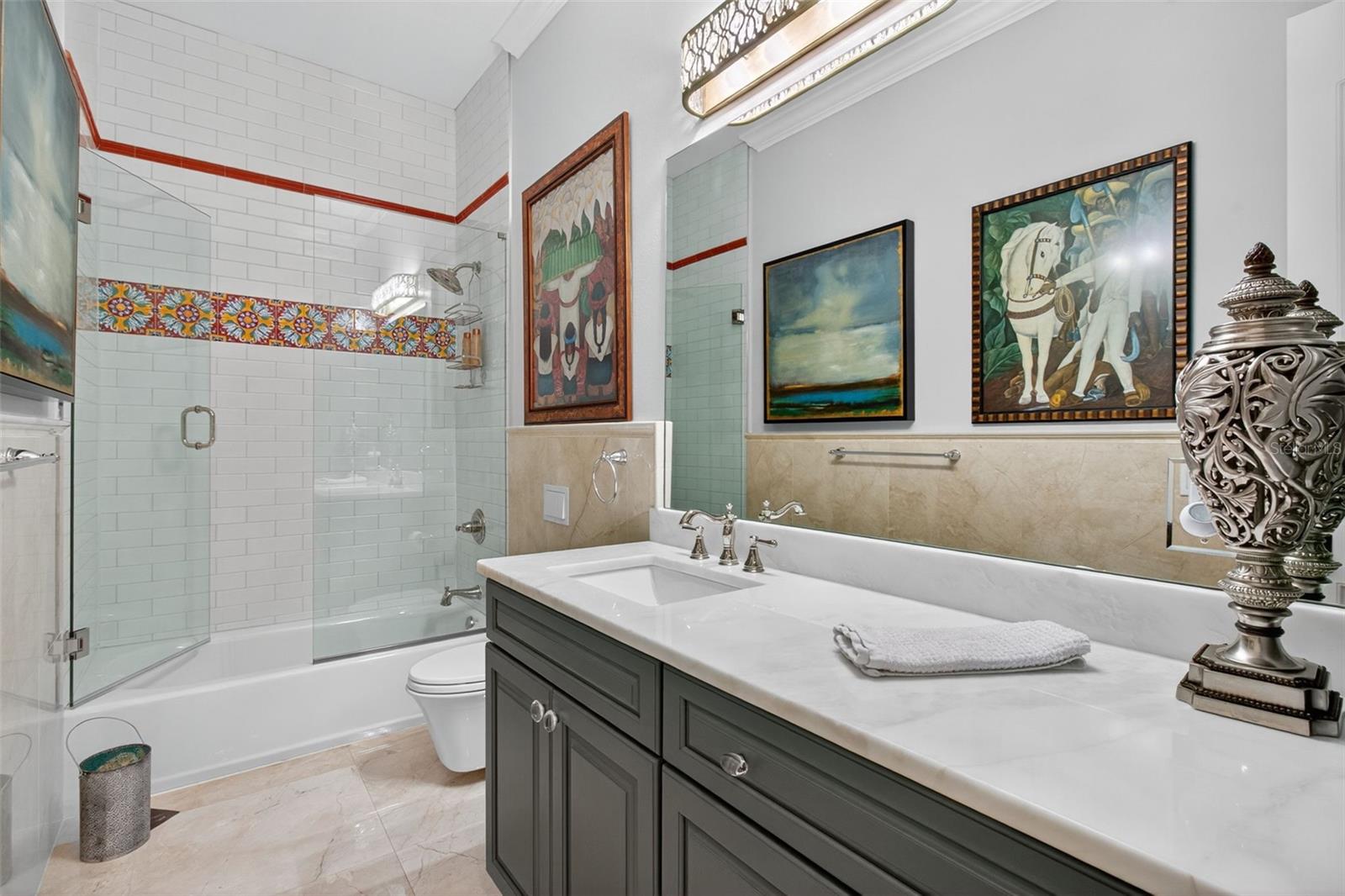 TB8440798 Property Photo