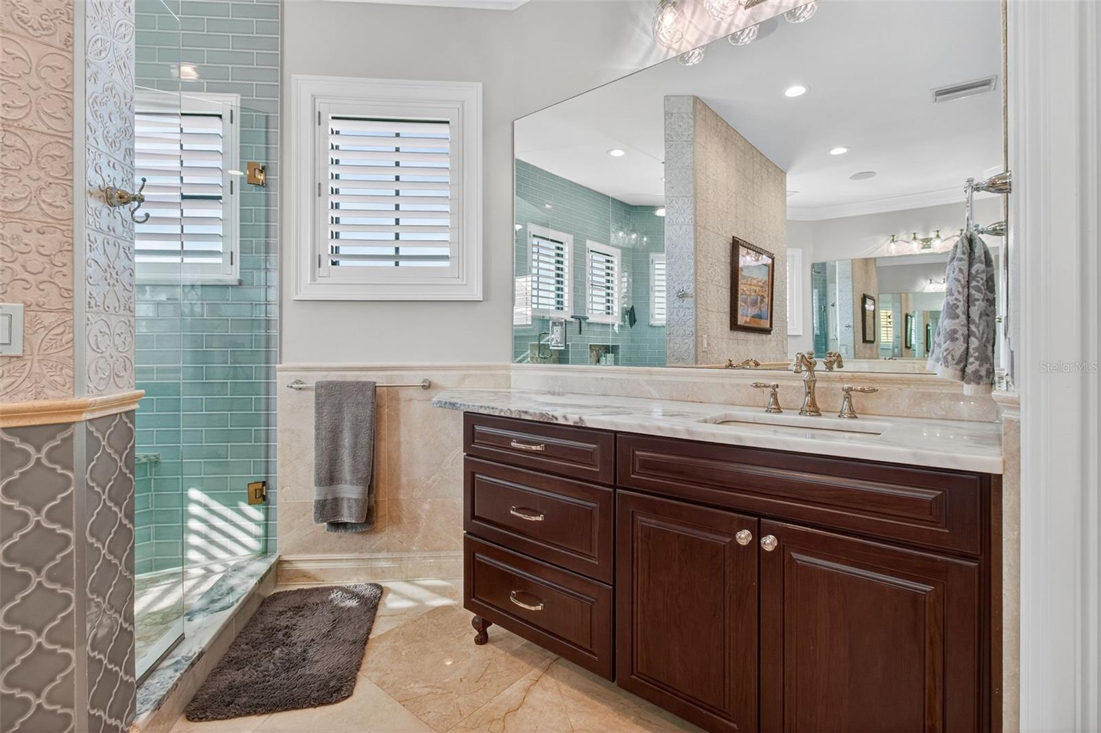 TB8440798 Property Photo