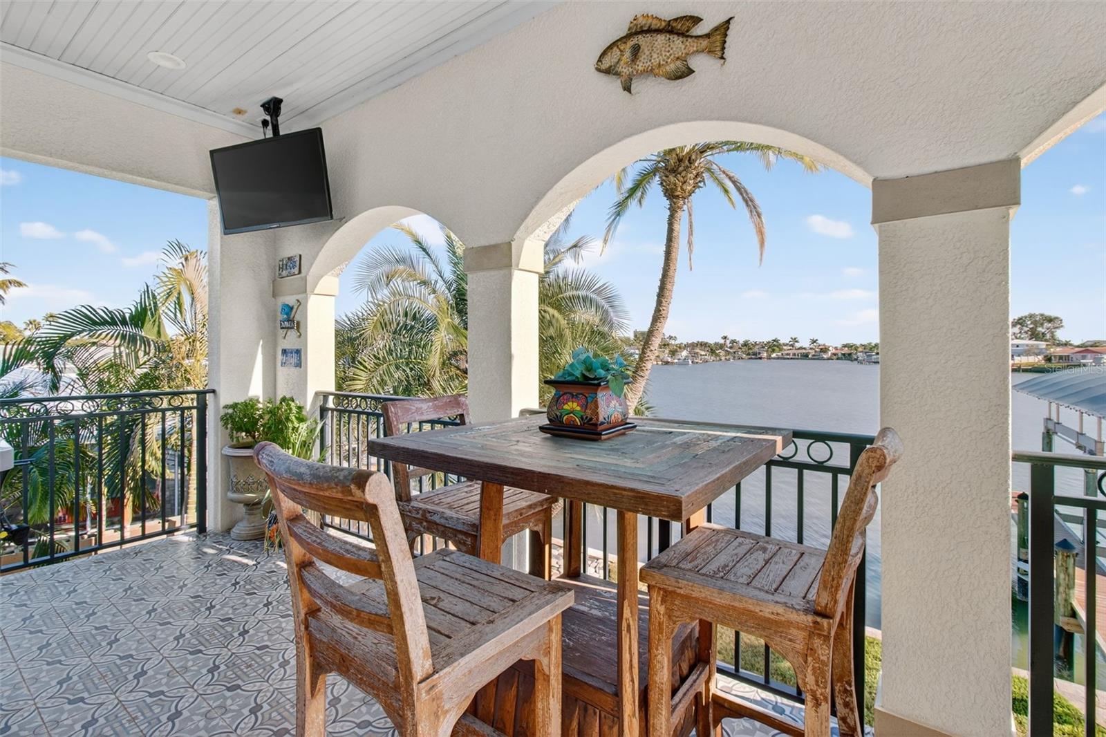 TB8440798 Property Photo