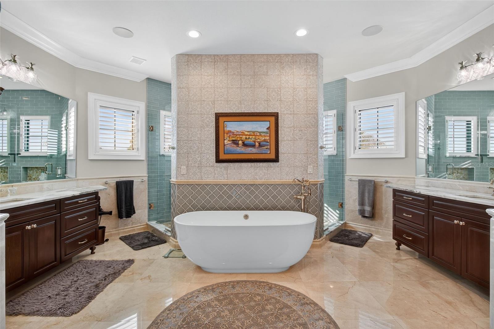 TB8440798 Property Photo