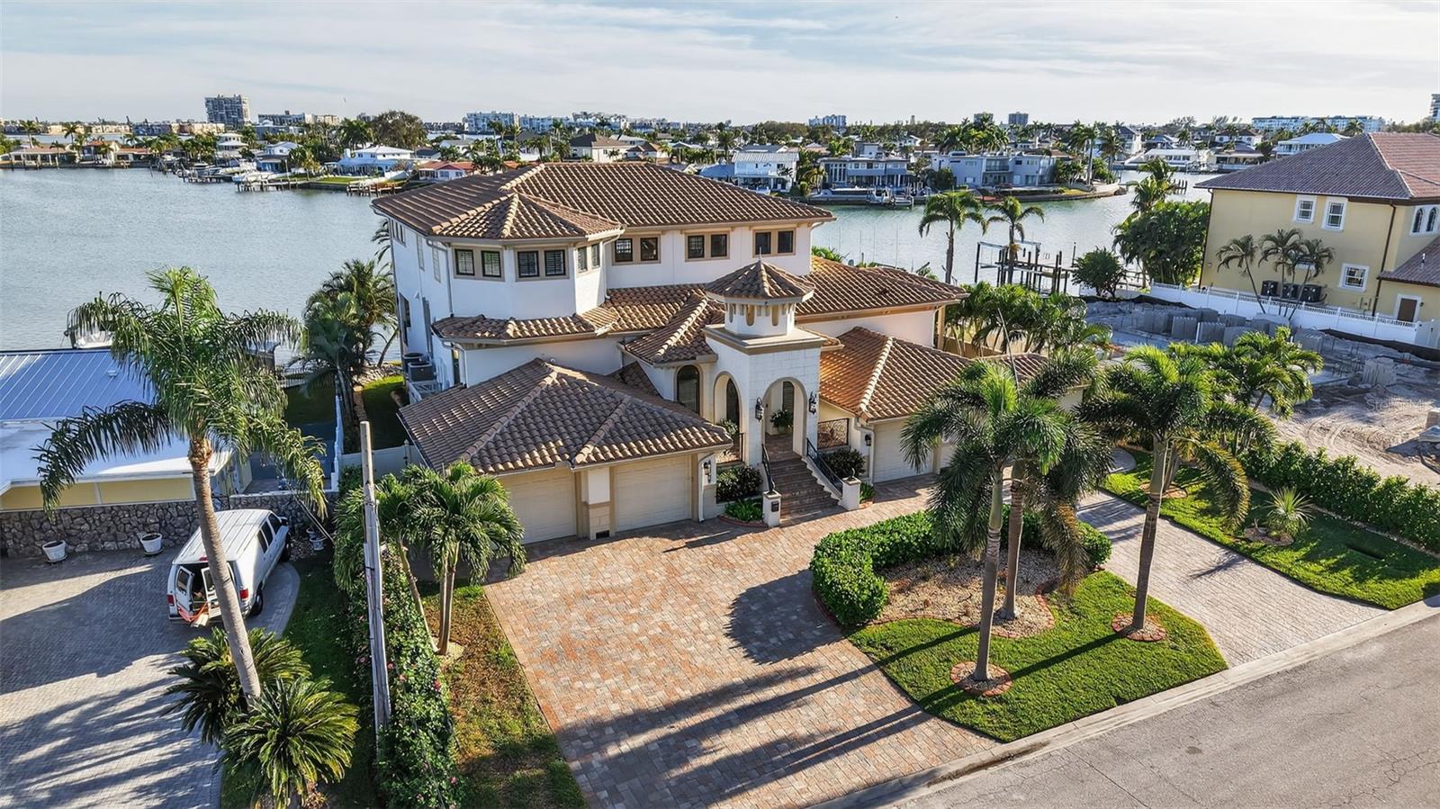 TB8440798 Property Photo