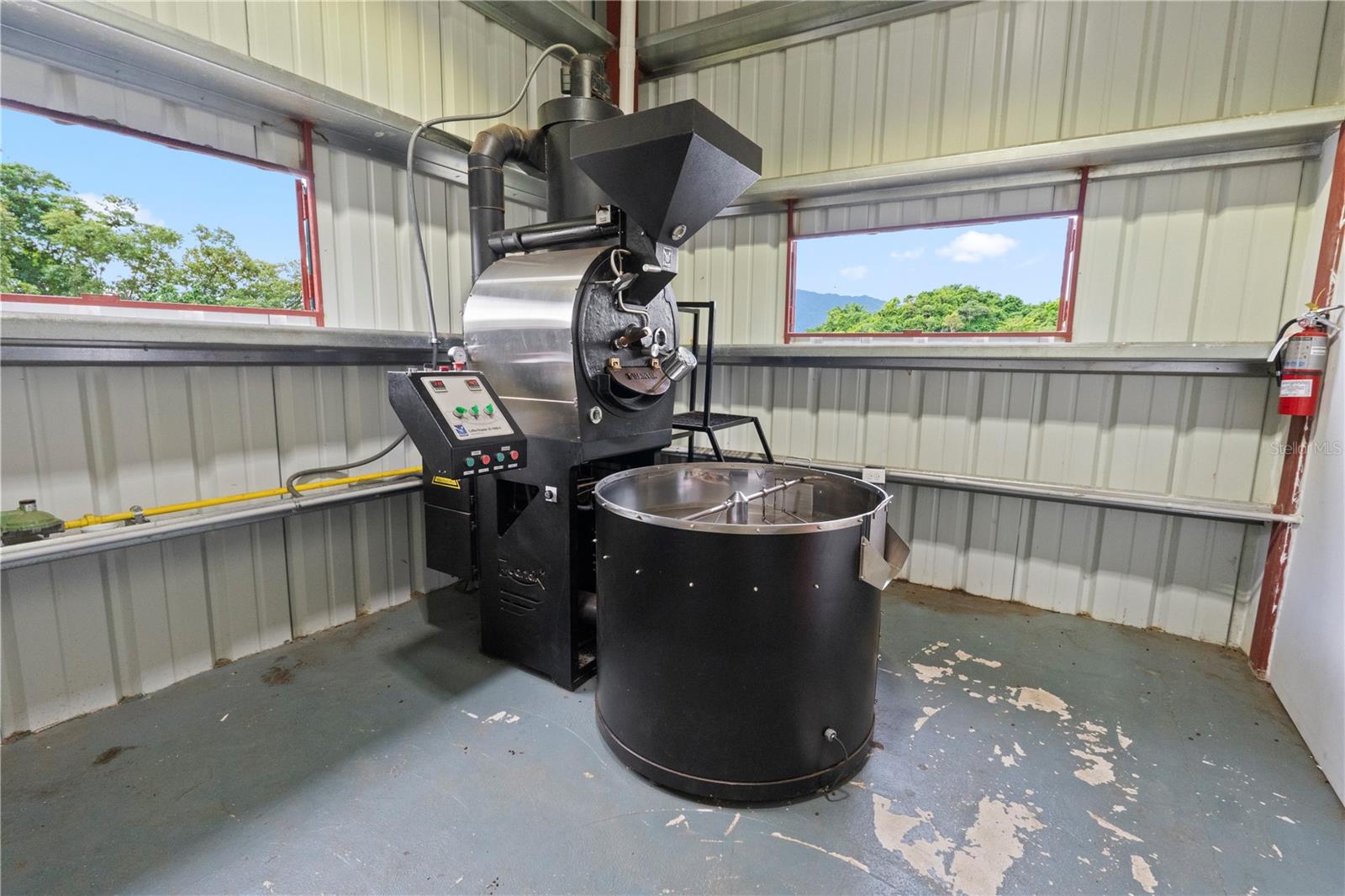 PR9116886 Property Photo