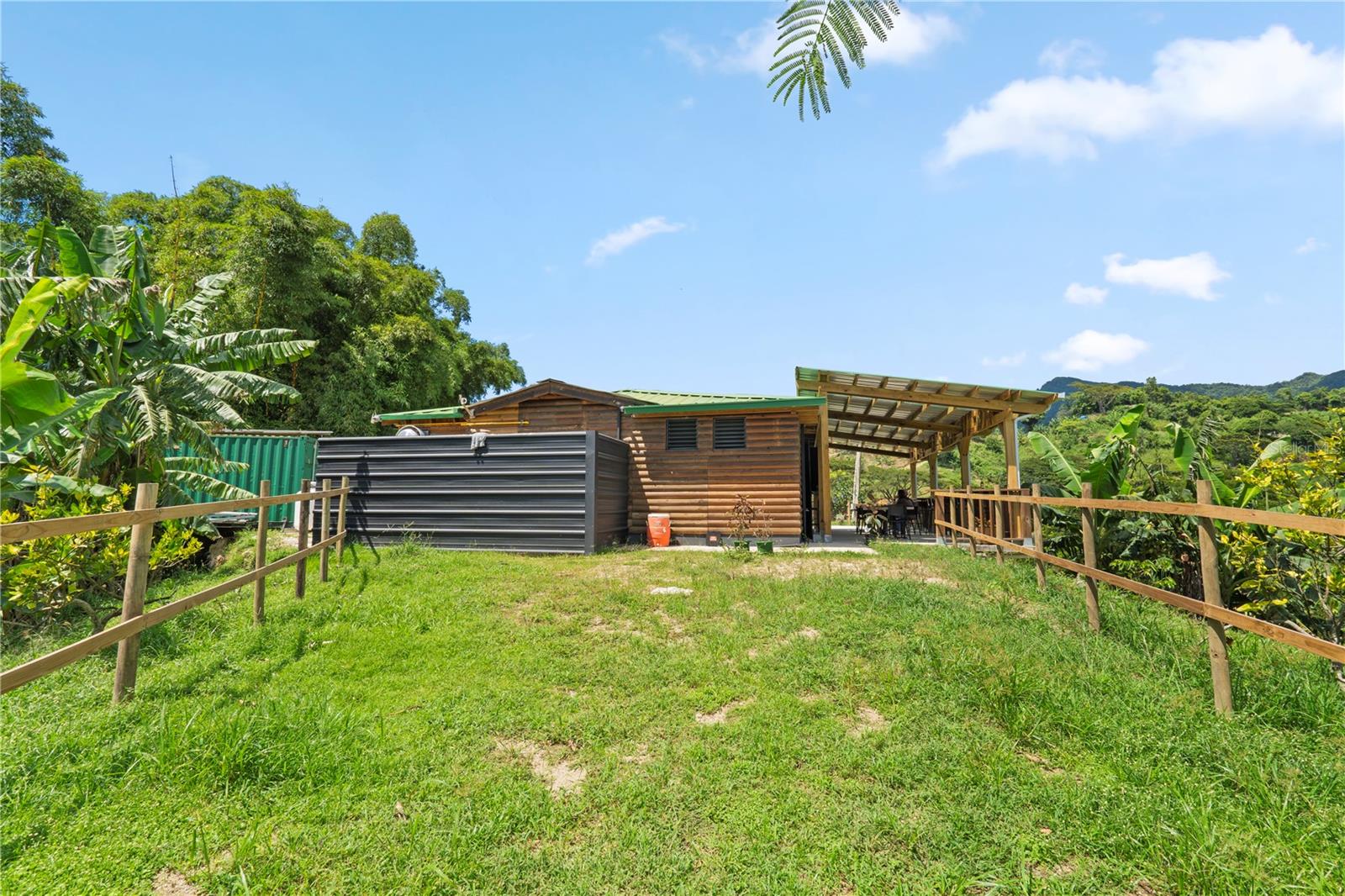 PR9116886 Property Photo