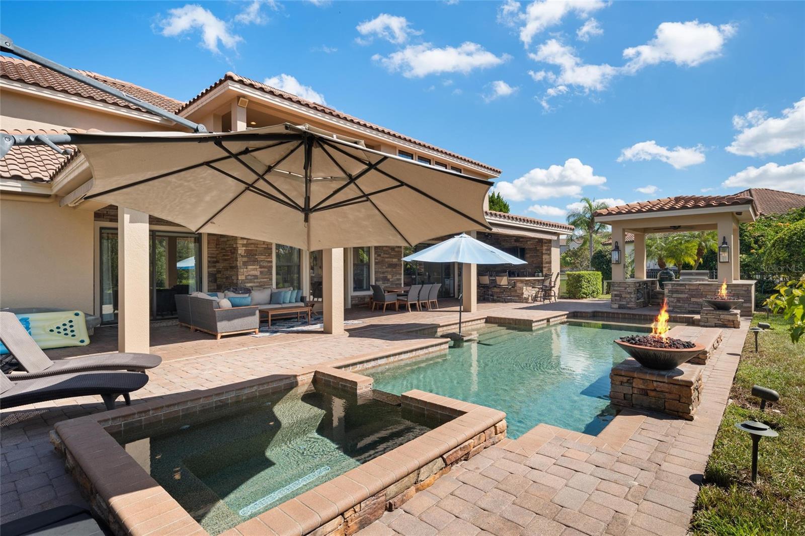 1208 MERRY WATER DR, LUTZ, FL, 33548